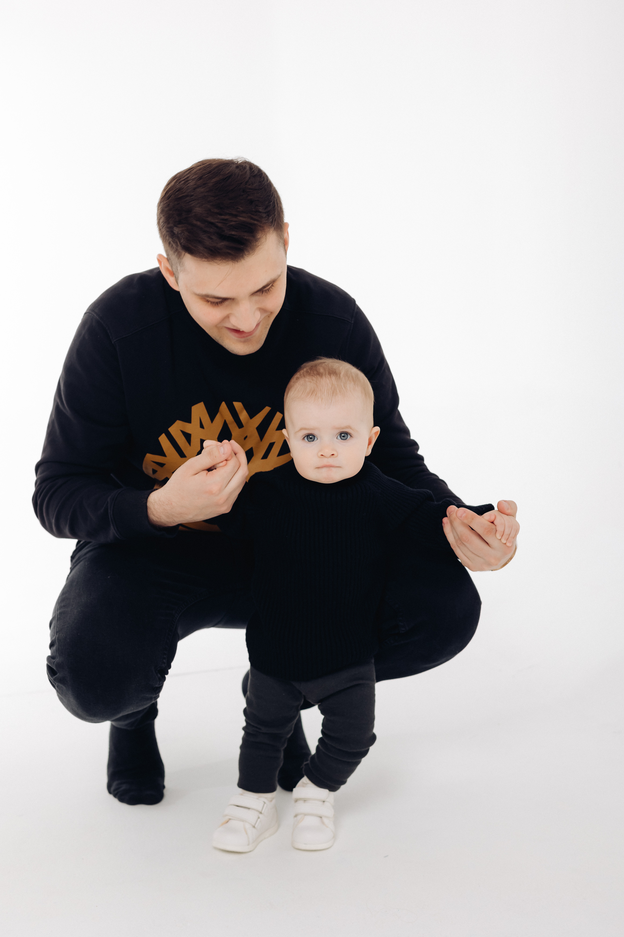 Фотосессия в студии на белом фоне. Свадебный и семейный фотограф в Улан-Удэ