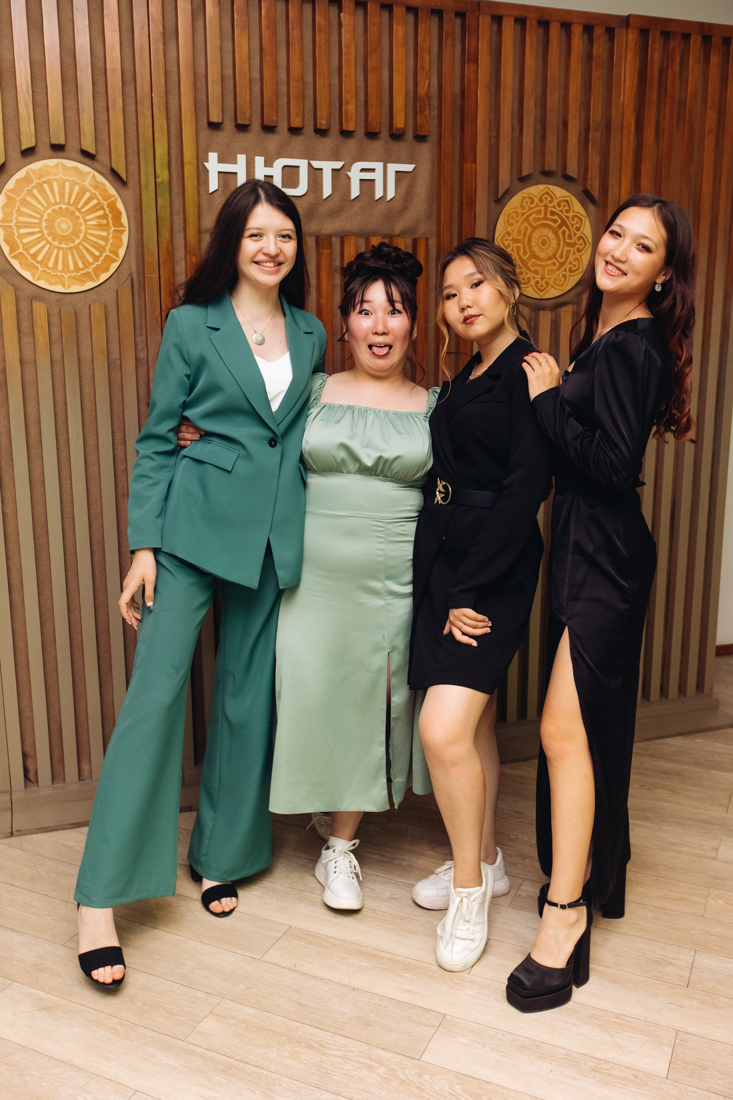 Выпускной школы 52. Свадебный и семейный фотограф в Улан-Удэ