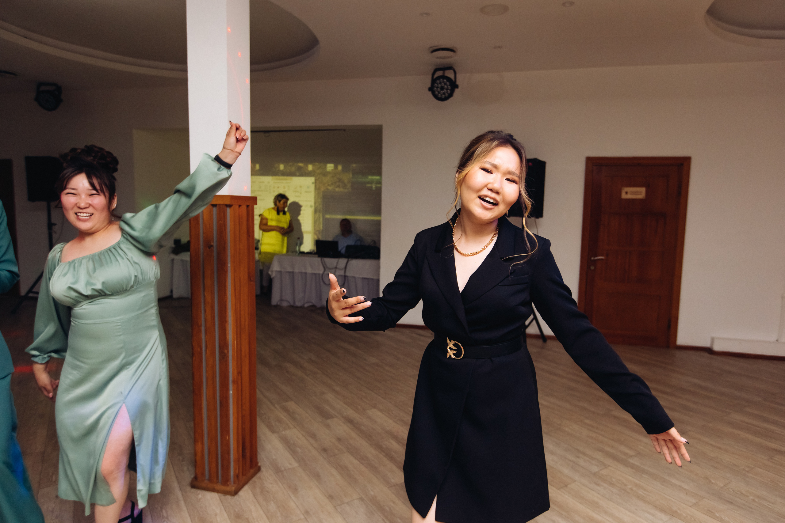 Выпускной школы 52. Свадебный и семейный фотограф в Улан-Удэ