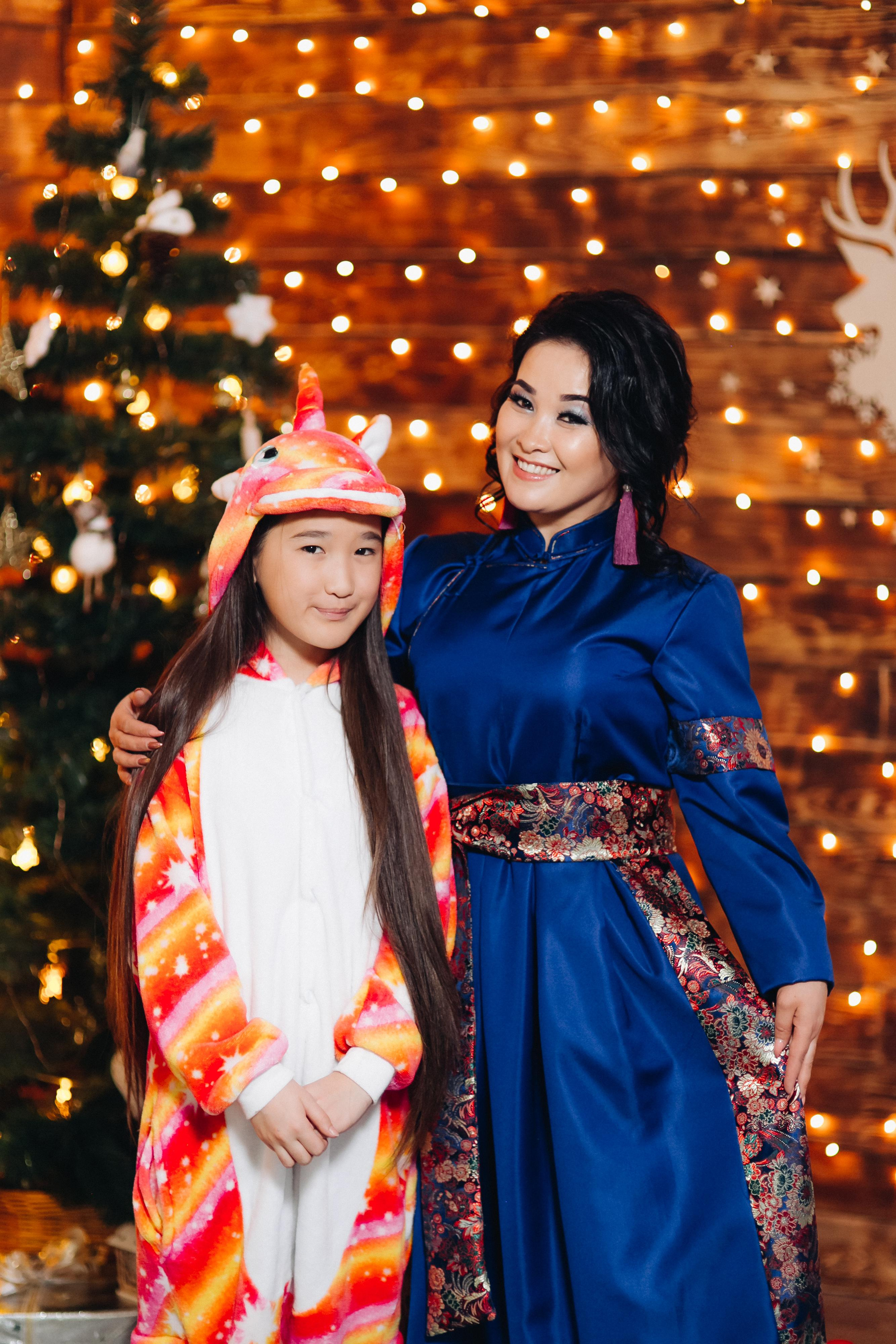 Мама и дочка. Новогодняя фотосессия. Свадебный и семейный фотограф в Улан-Удэ