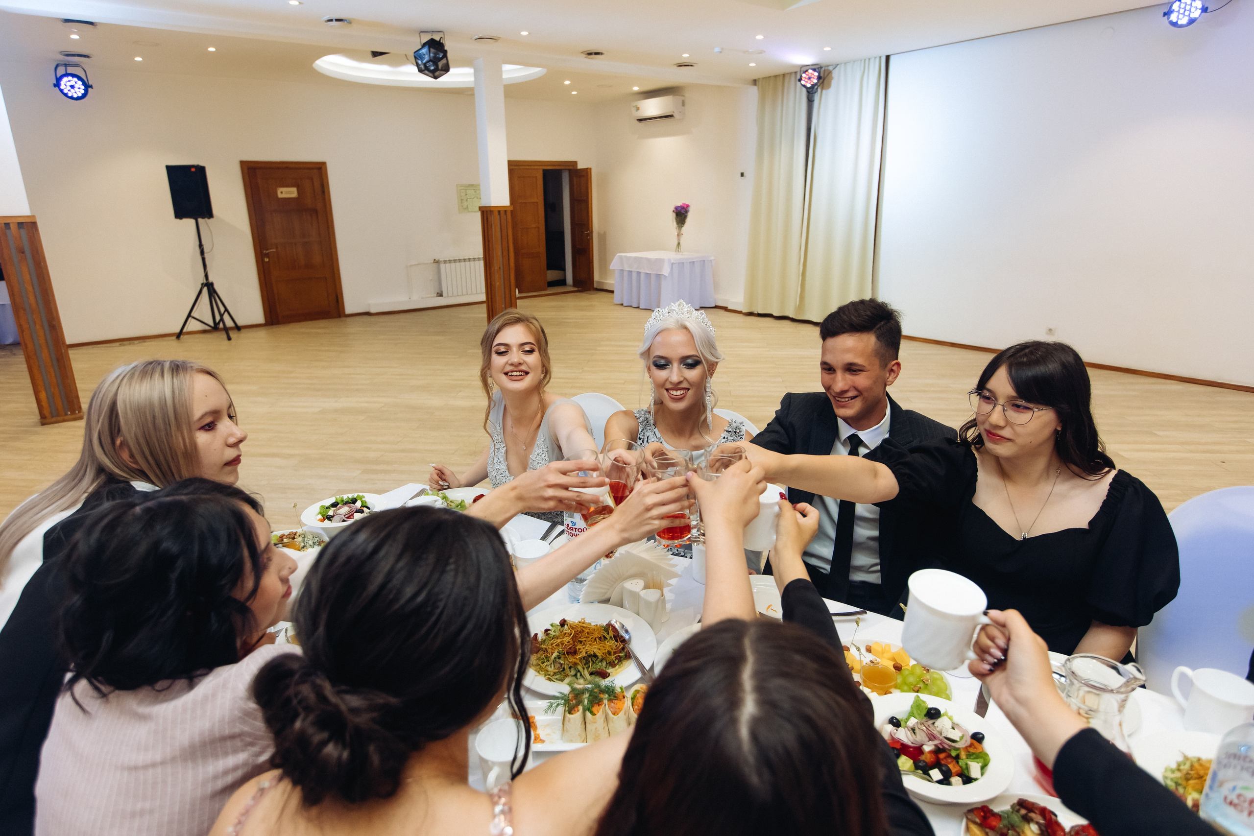 Выпускной школы 52. Свадебный и семейный фотограф в Улан-Удэ