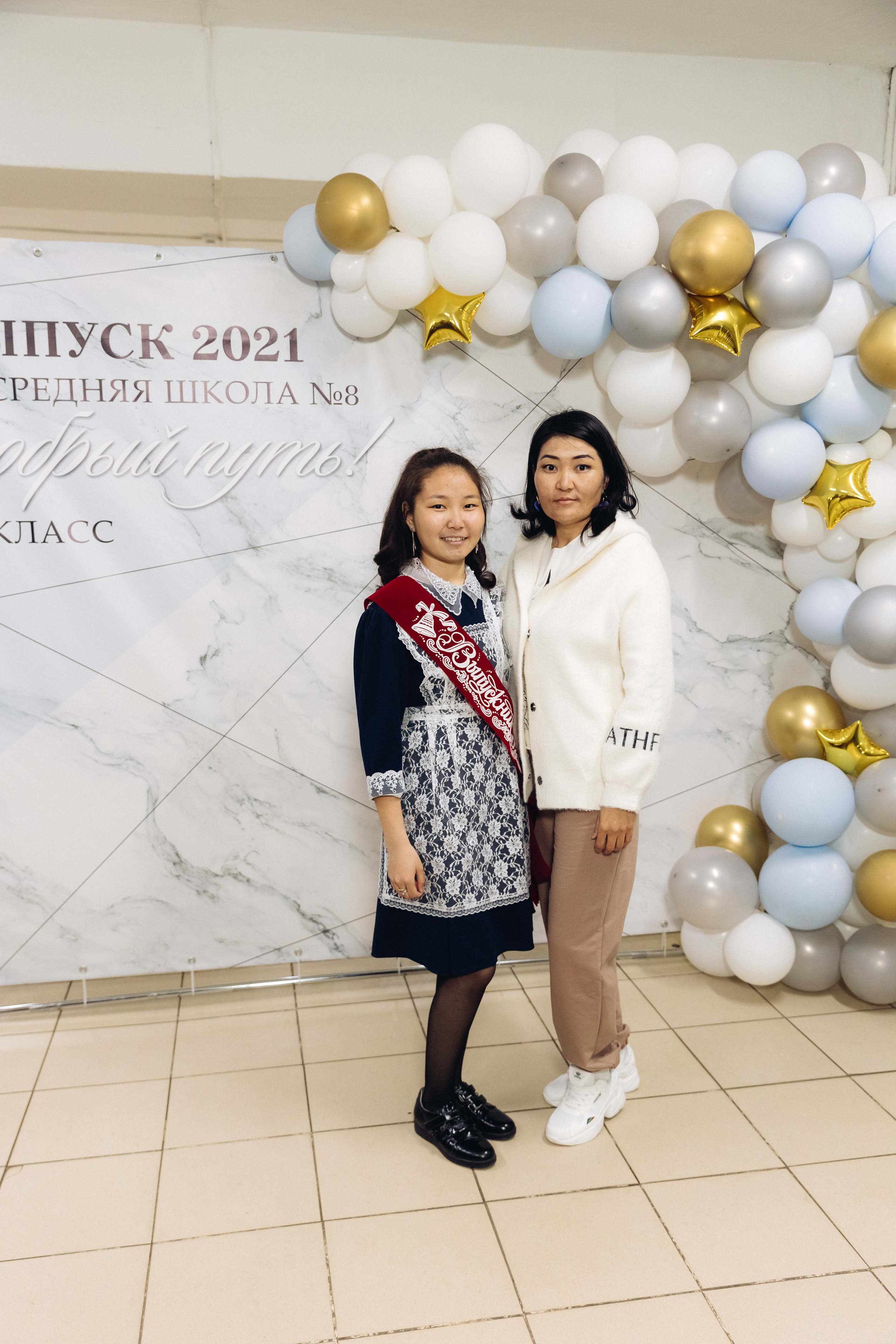 Последний звонок. Репортажная съемка. Свадебный и семейный фотограф в Улан-Удэ