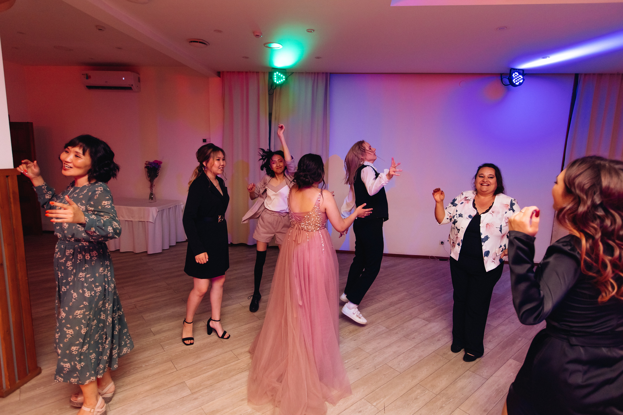 Выпускной школы 52. Свадебный и семейный фотограф в Улан-Удэ