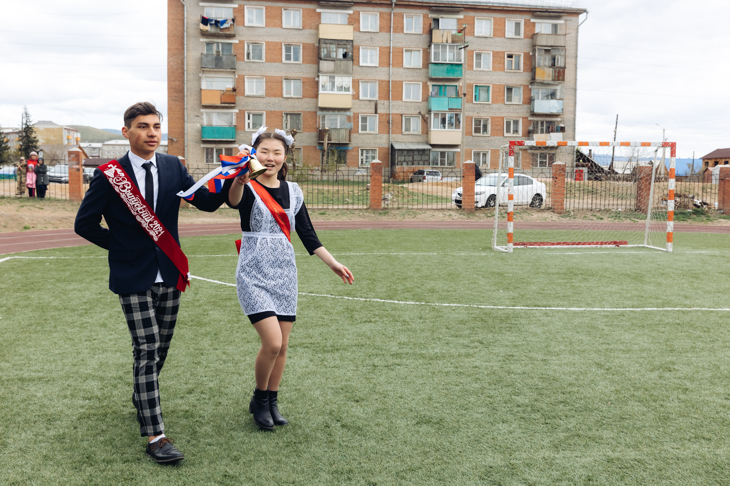 Последний звонок. Репортажная съемка. Свадебный и семейный фотограф в Улан-Удэ