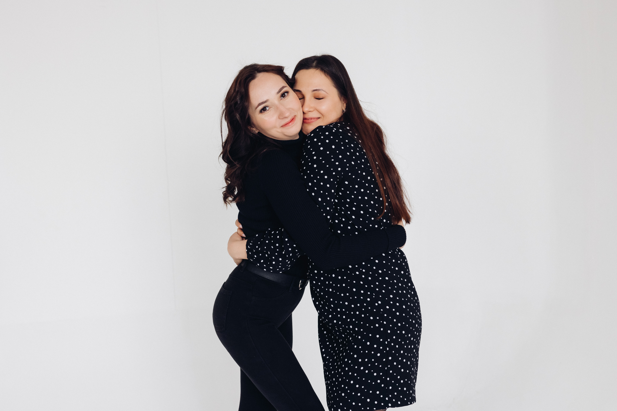 Фотосессия в студии на белом фоне. Свадебный и семейный фотограф в Улан-Удэ