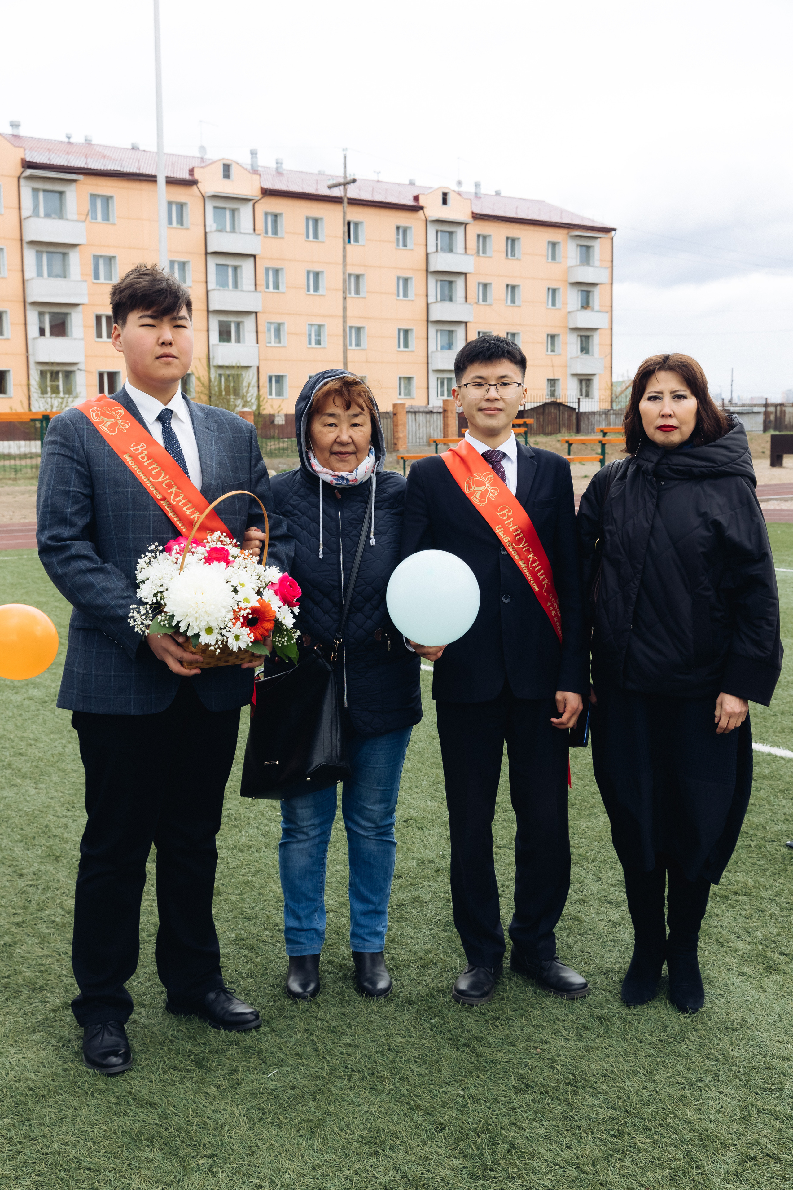 Последний звонок. Репортажная съемка. Свадебный и семейный фотограф в Улан-Удэ