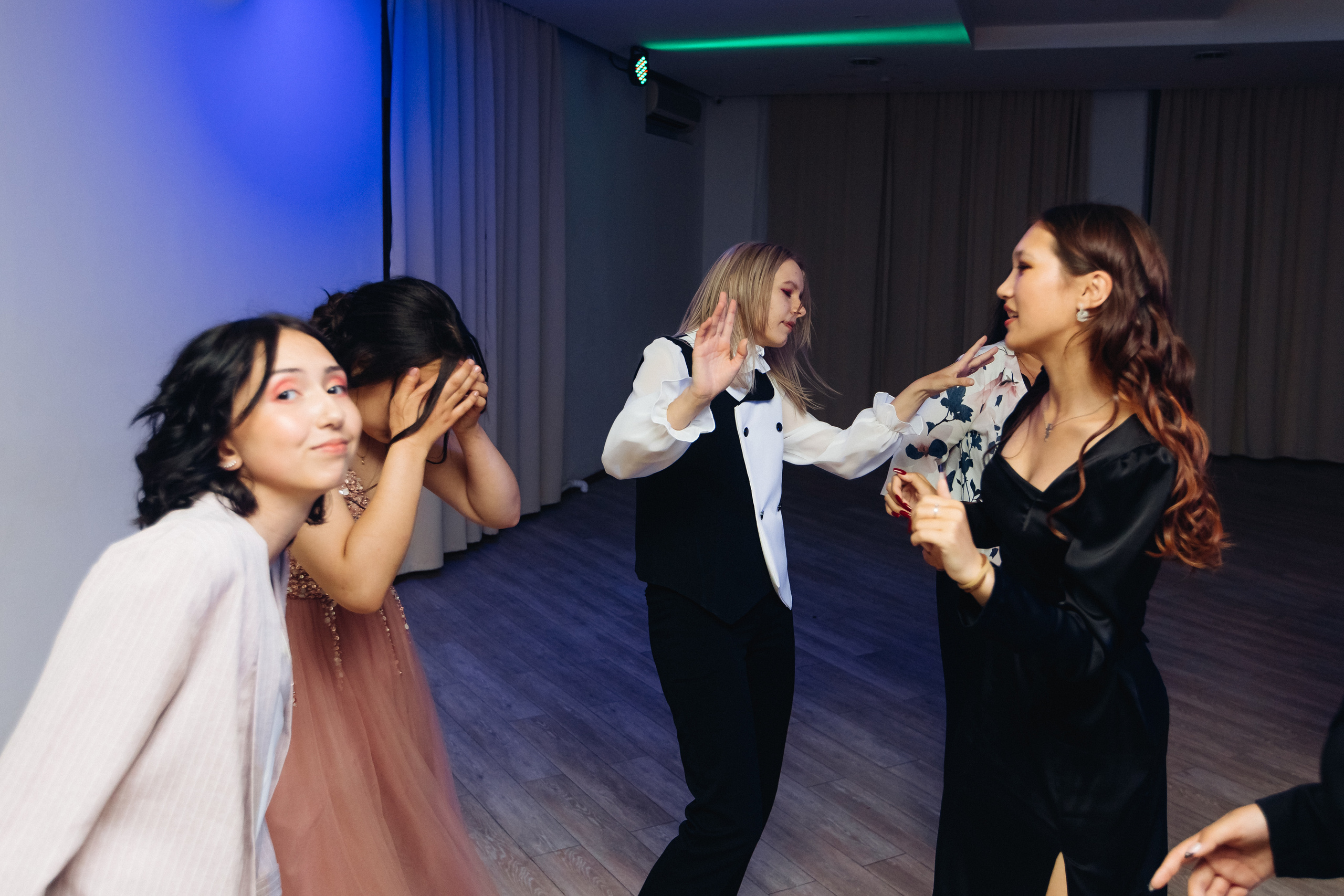 Выпускной школы 52. Свадебный и семейный фотограф в Улан-Удэ