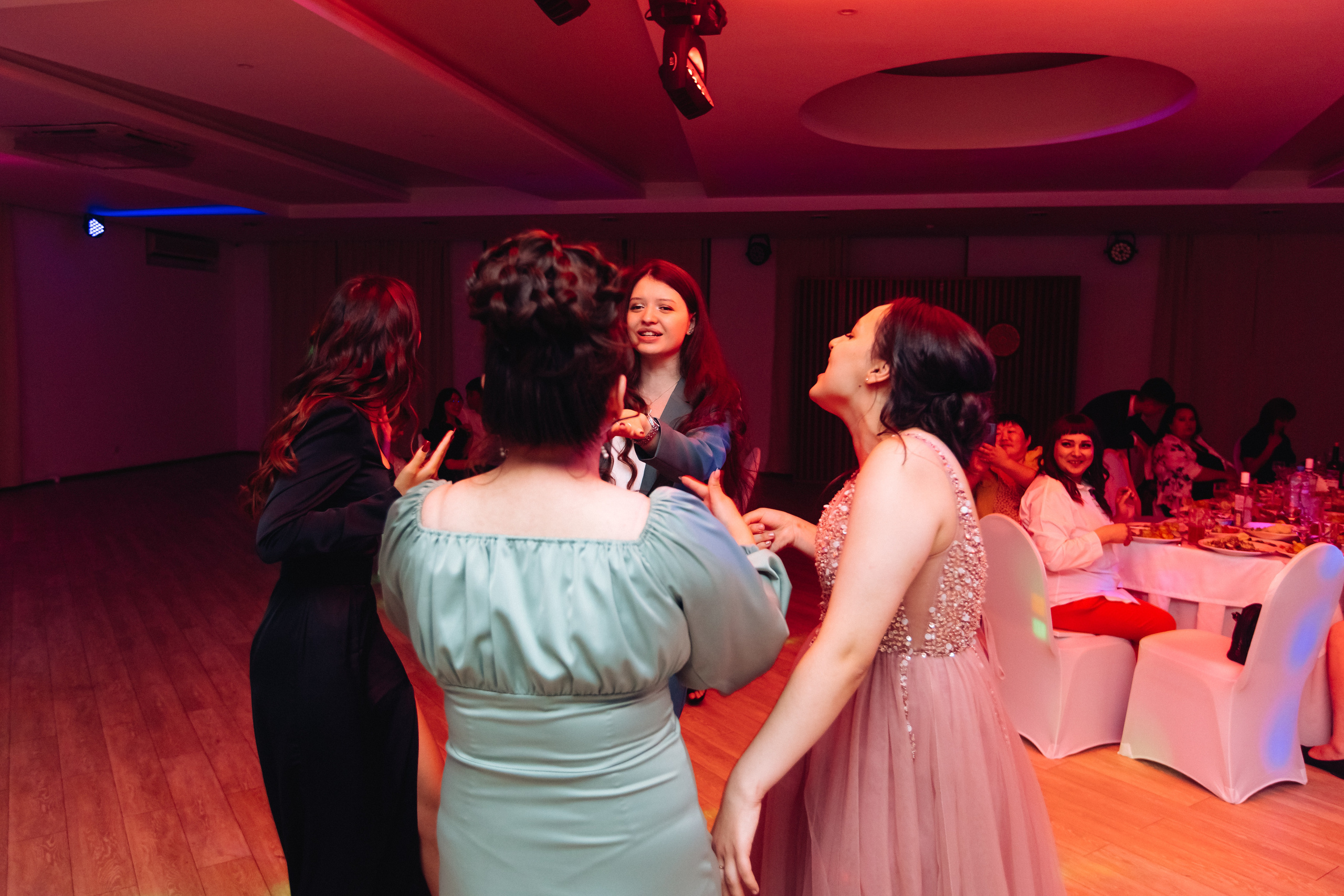 Выпускной школы 52. Свадебный и семейный фотограф в Улан-Удэ