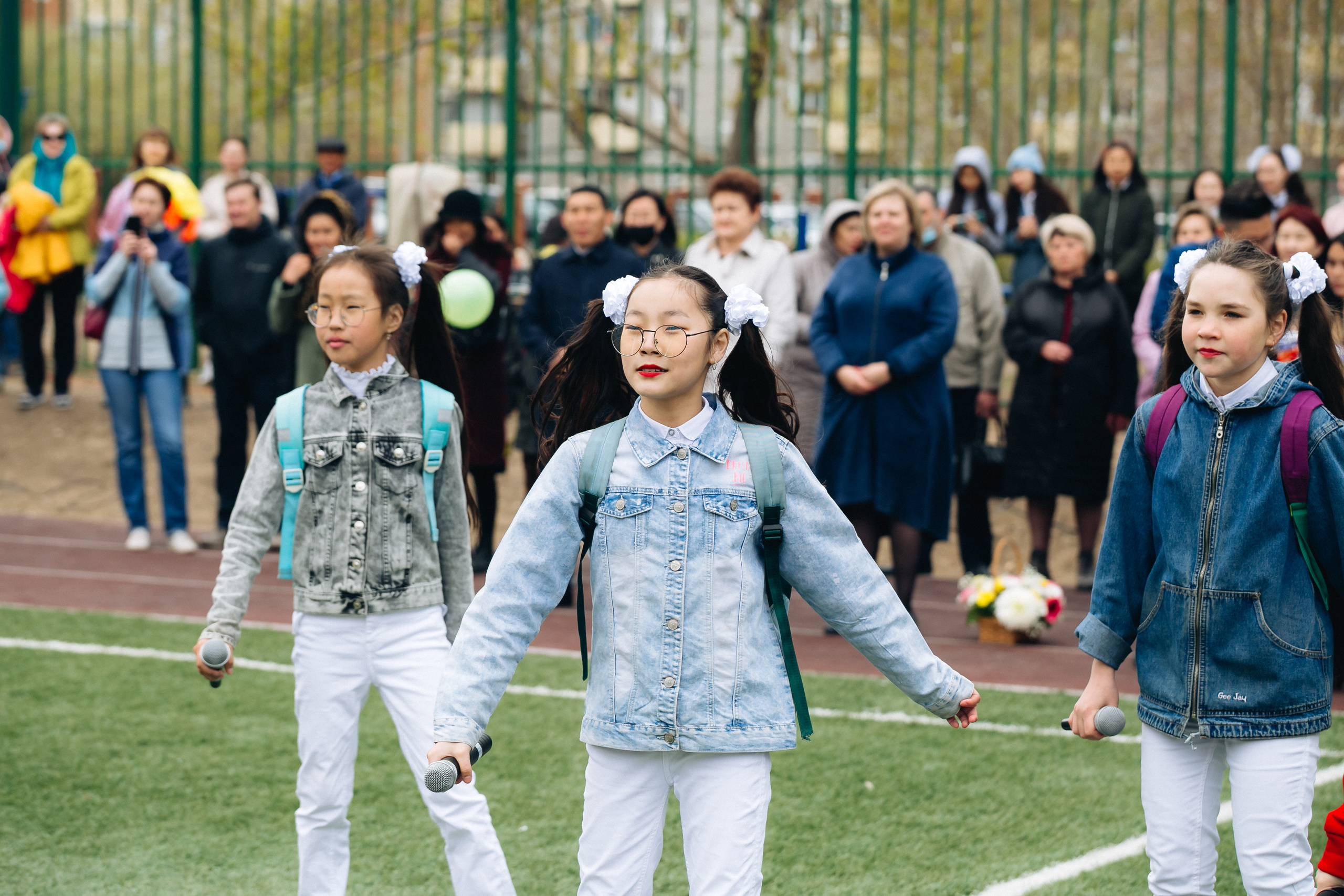 Последний звонок. Репортажная съемка. Свадебный и семейный фотограф в Улан-Удэ