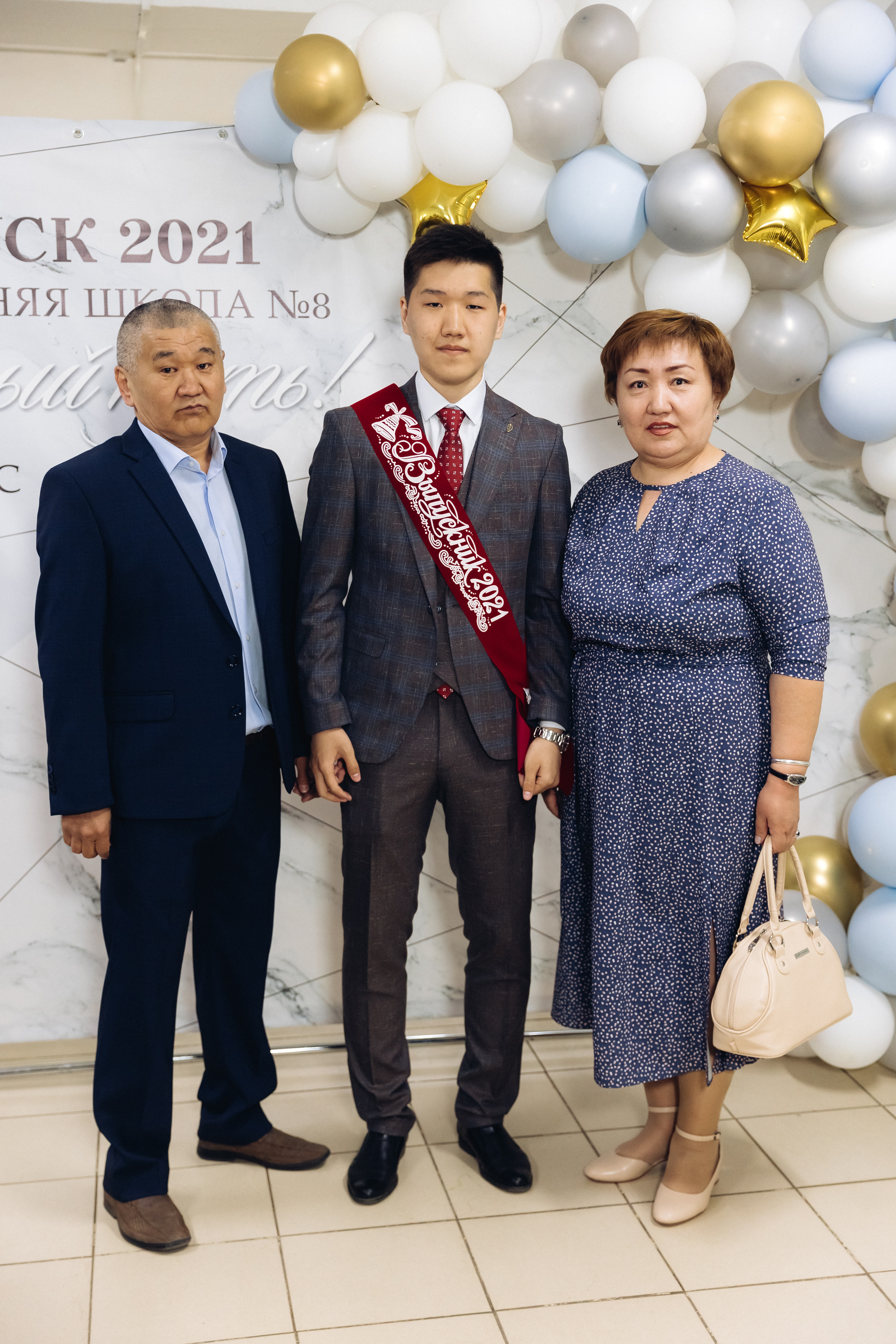 Последний звонок. Репортажная съемка. Свадебный и семейный фотограф в Улан-Удэ