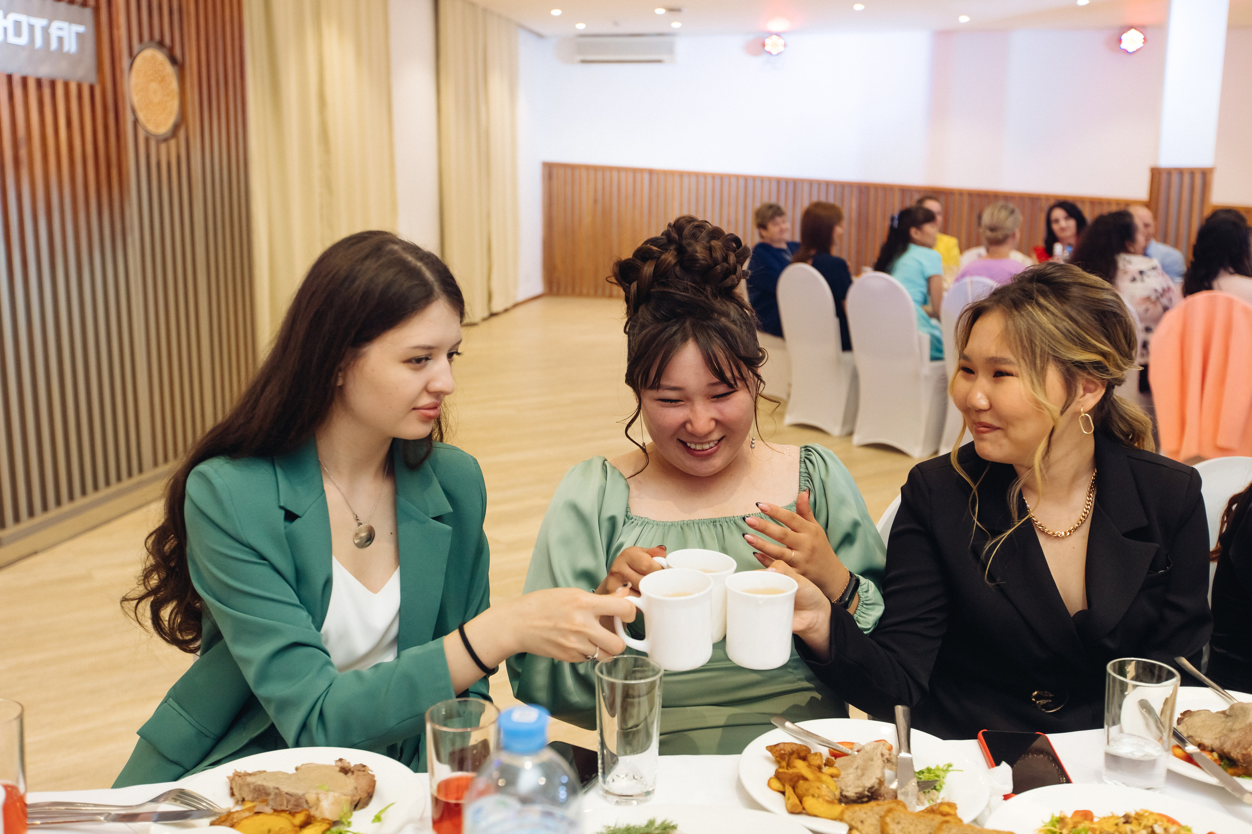 Выпускной школы 52. Свадебный и семейный фотограф в Улан-Удэ