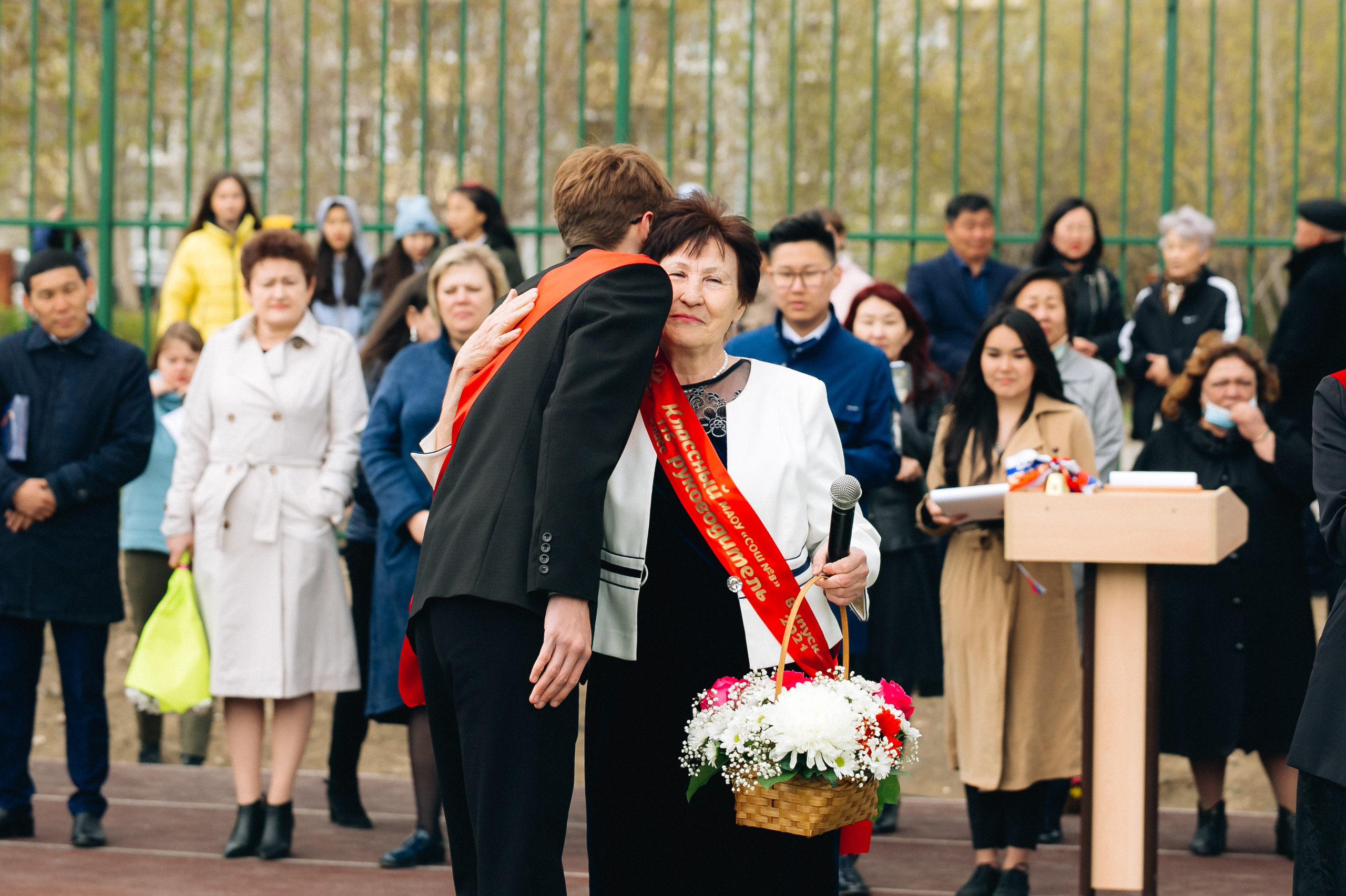 Последний звонок. Репортажная съемка. Свадебный и семейный фотограф в Улан-Удэ