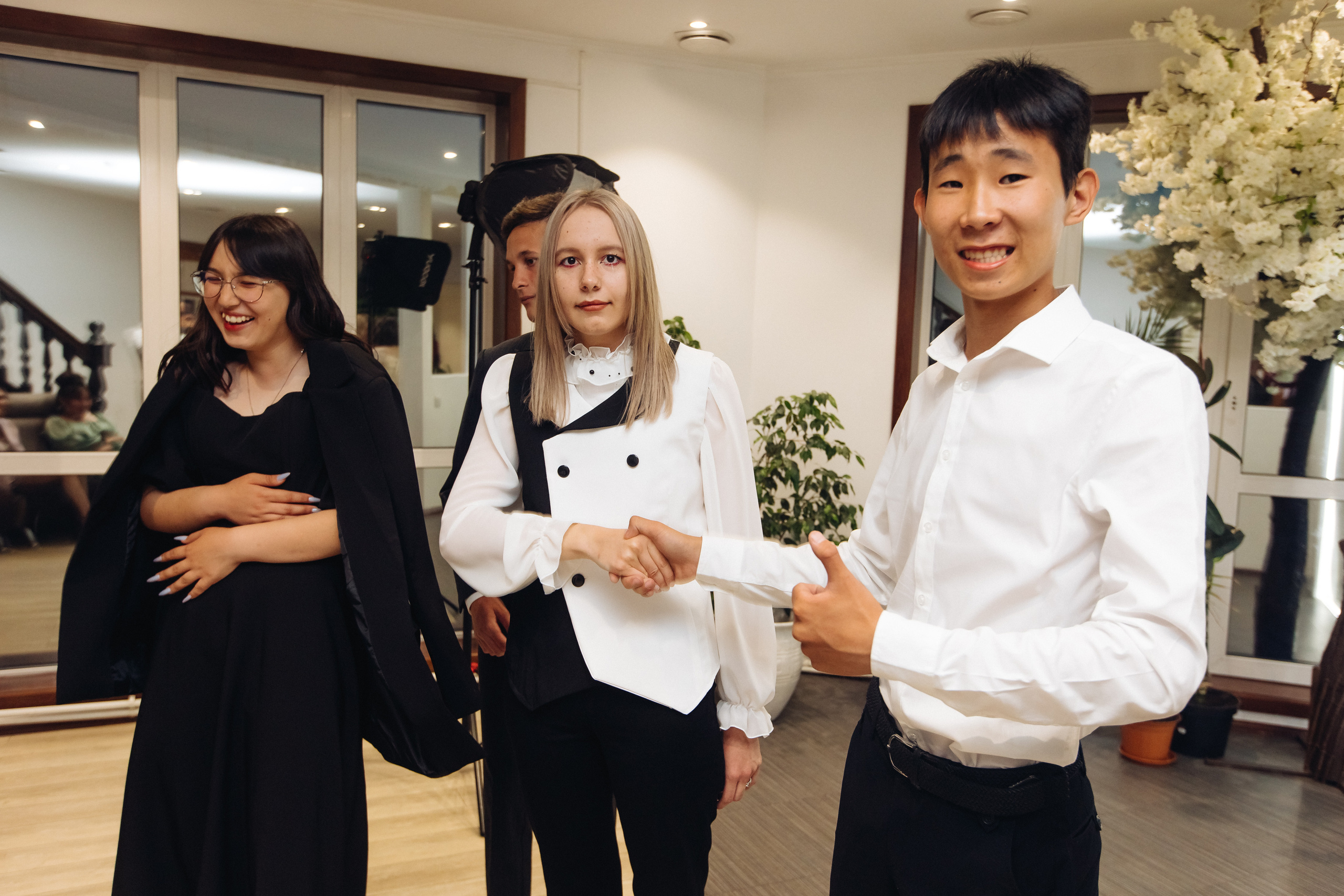 Выпускной школы 52. Свадебный и семейный фотограф в Улан-Удэ