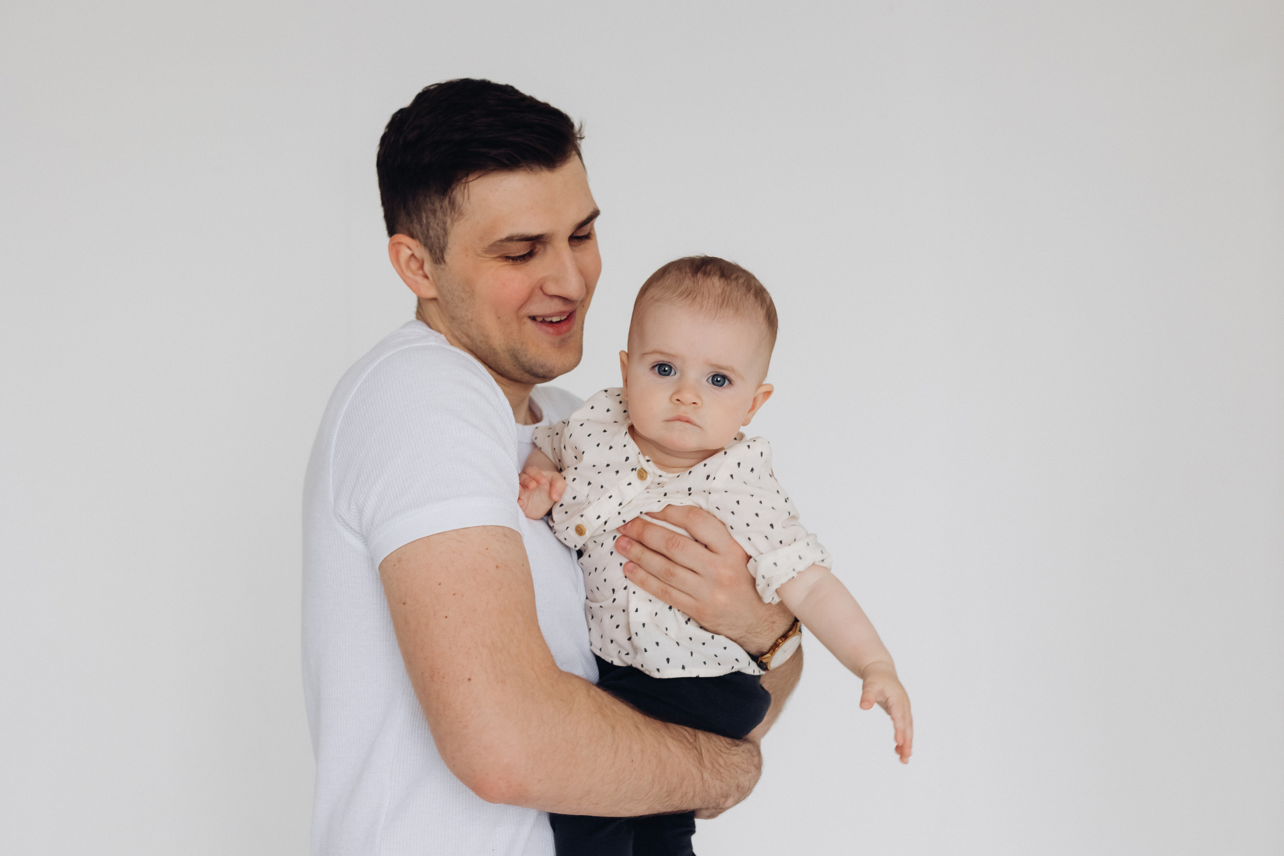 Фотосессия в студии на белом фоне. Свадебный и семейный фотограф в Улан-Удэ