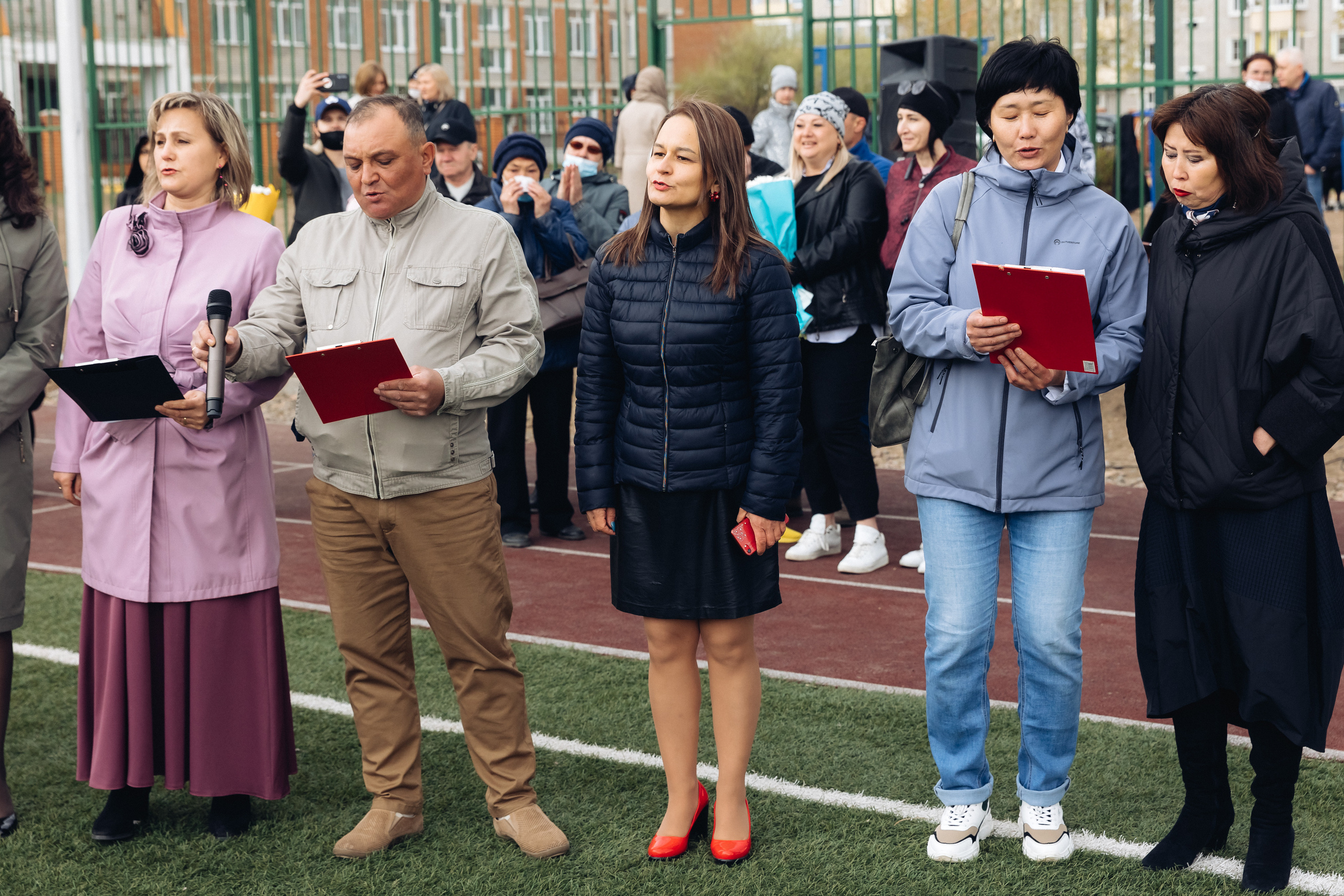 Последний звонок. Репортажная съемка. Свадебный и семейный фотограф в Улан-Удэ