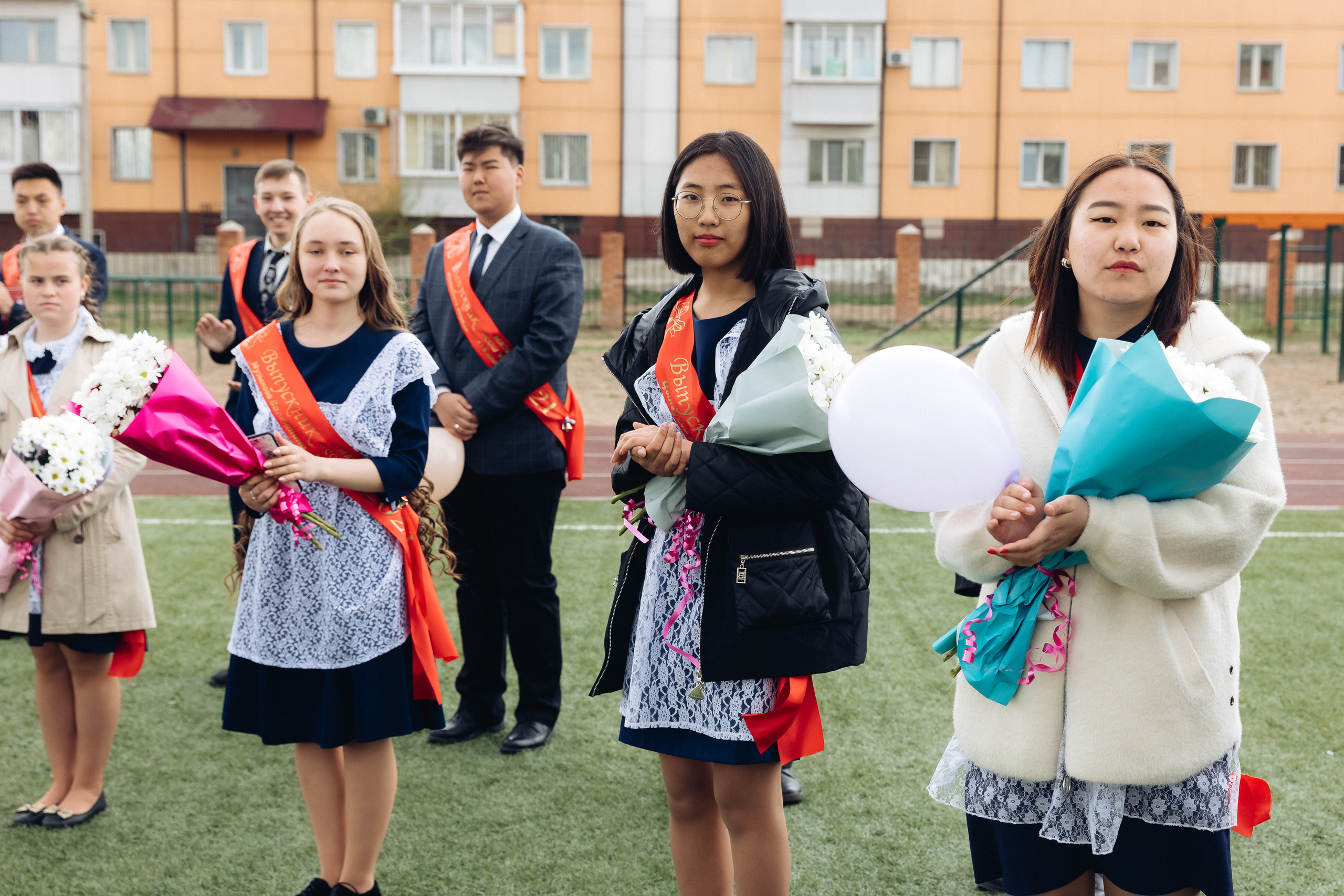 Последний звонок. Репортажная съемка. Свадебный и семейный фотограф в Улан-Удэ