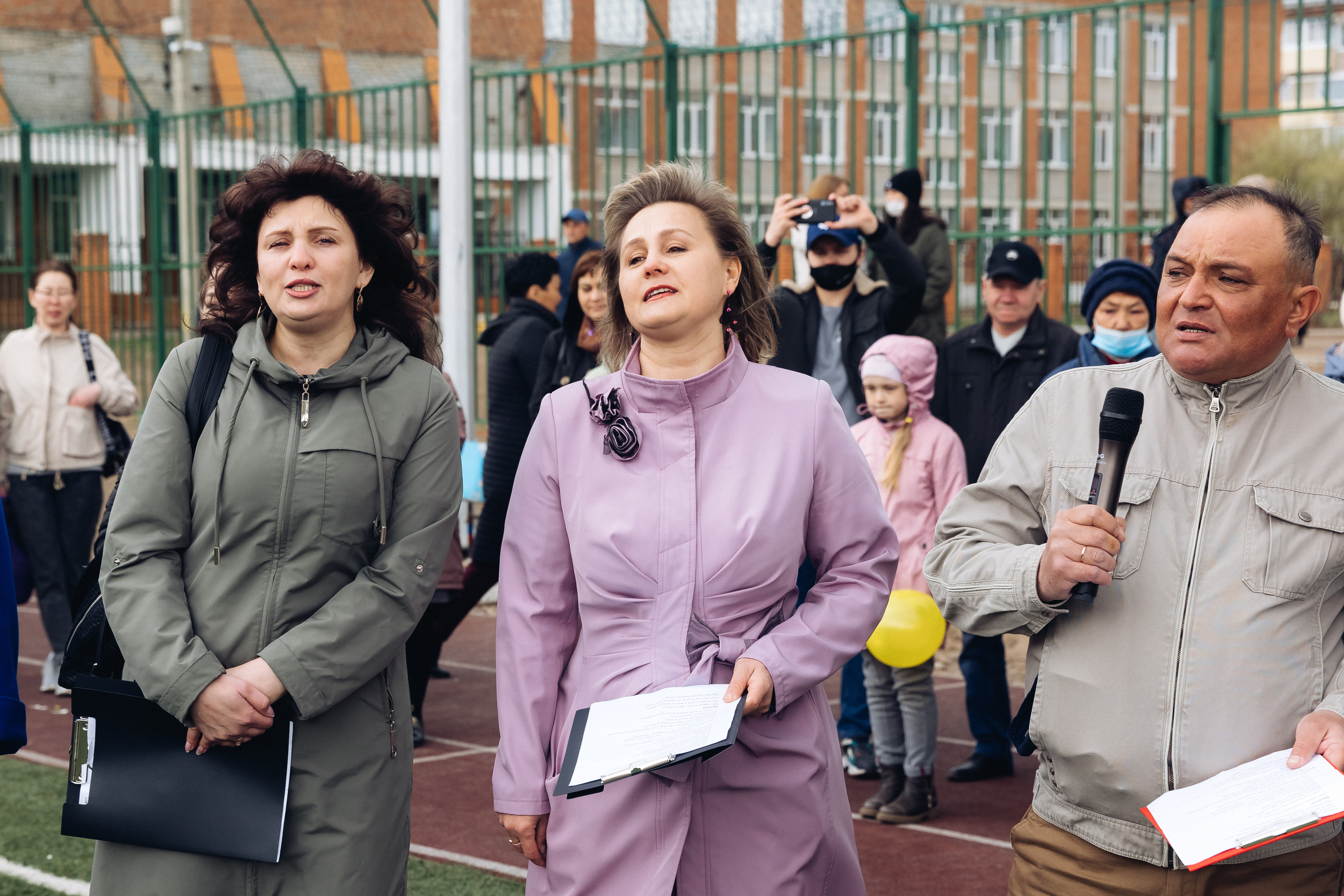 Последний звонок. Репортажная съемка. Свадебный и семейный фотограф в Улан-Удэ