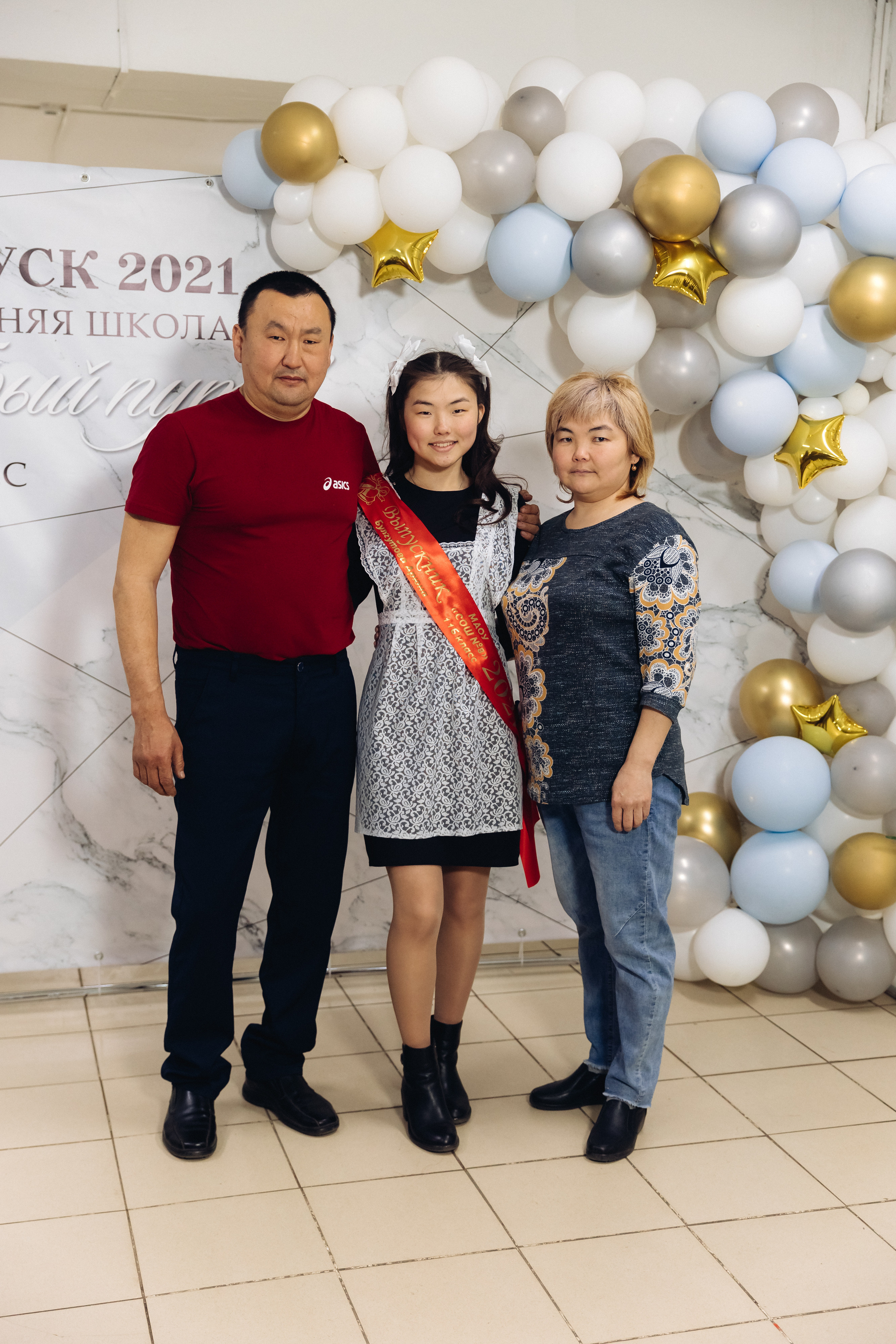 Последний звонок. Репортажная съемка. Свадебный и семейный фотограф в Улан-Удэ