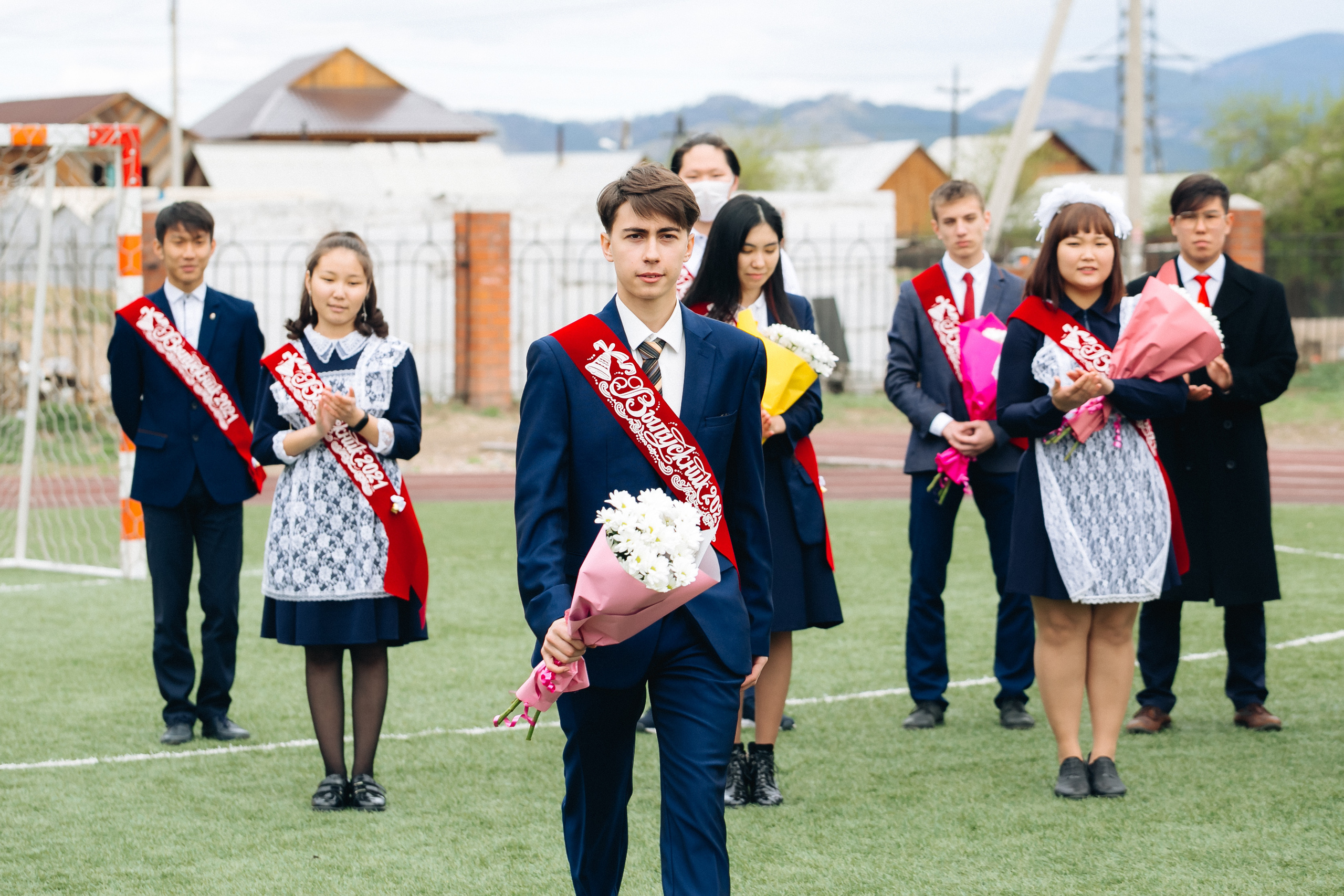 Последний звонок. Репортажная съемка. Свадебный и семейный фотограф в Улан-Удэ