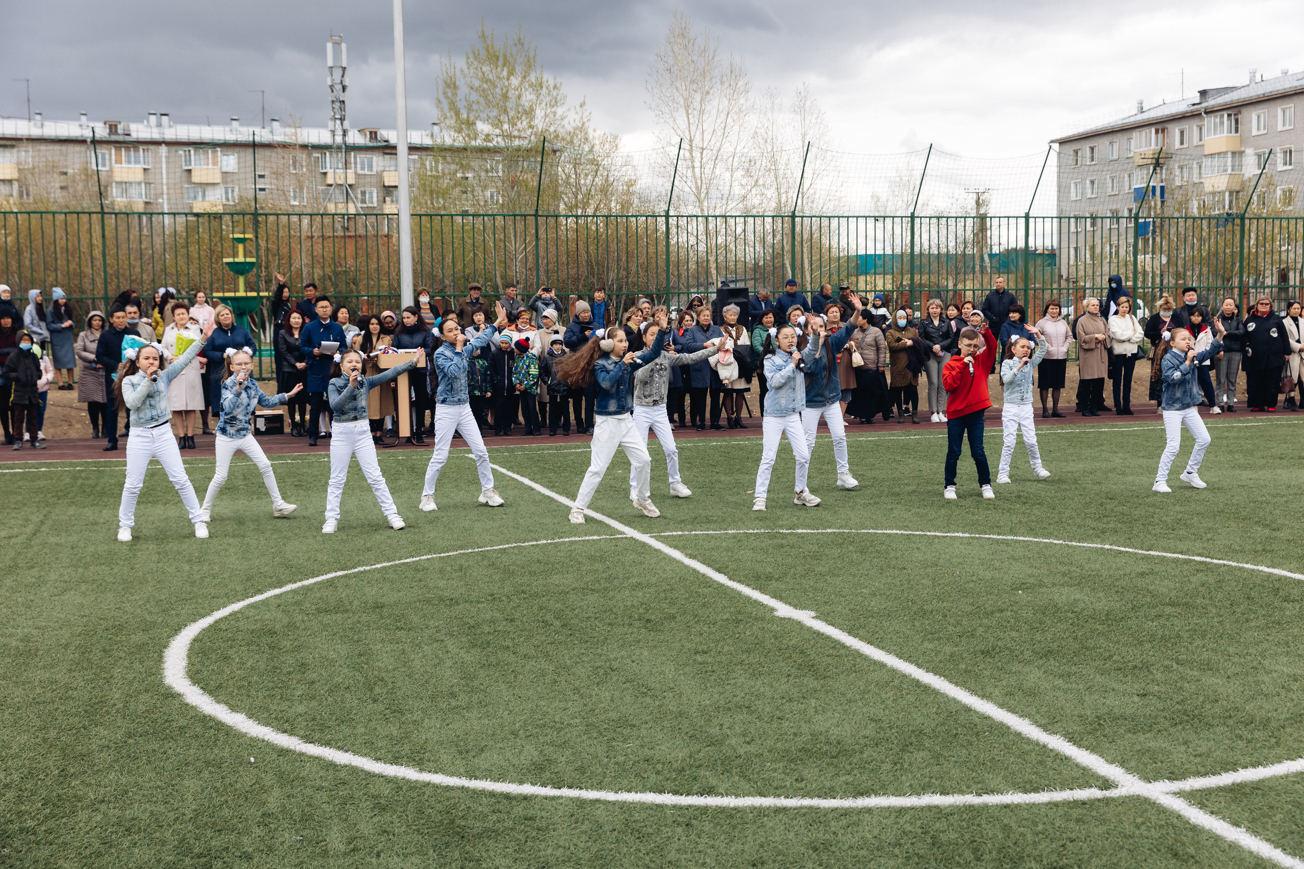 Последний звонок. Репортажная съемка. Свадебный и семейный фотограф в Улан-Удэ