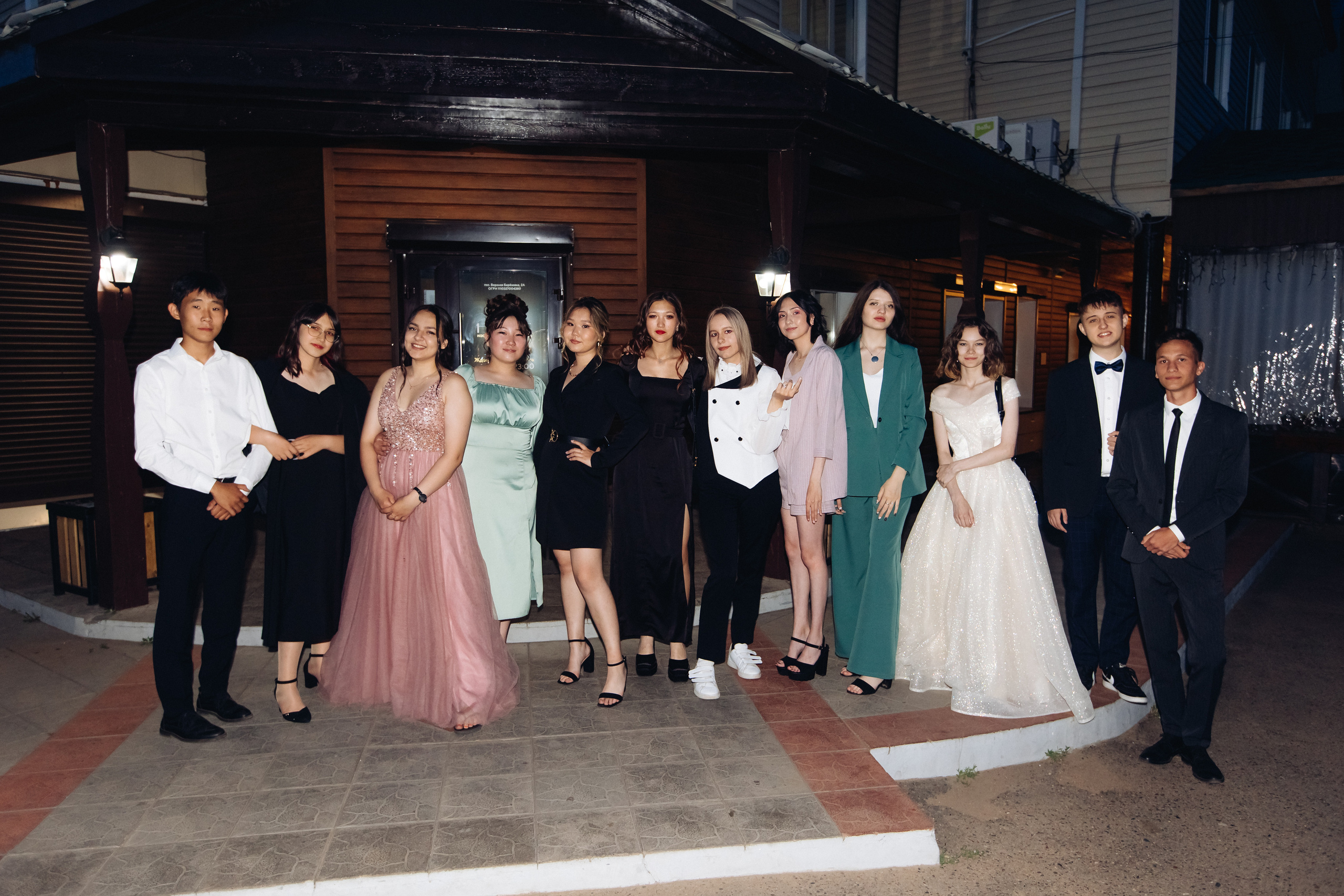 Выпускной школы 52. Свадебный и семейный фотограф в Улан-Удэ