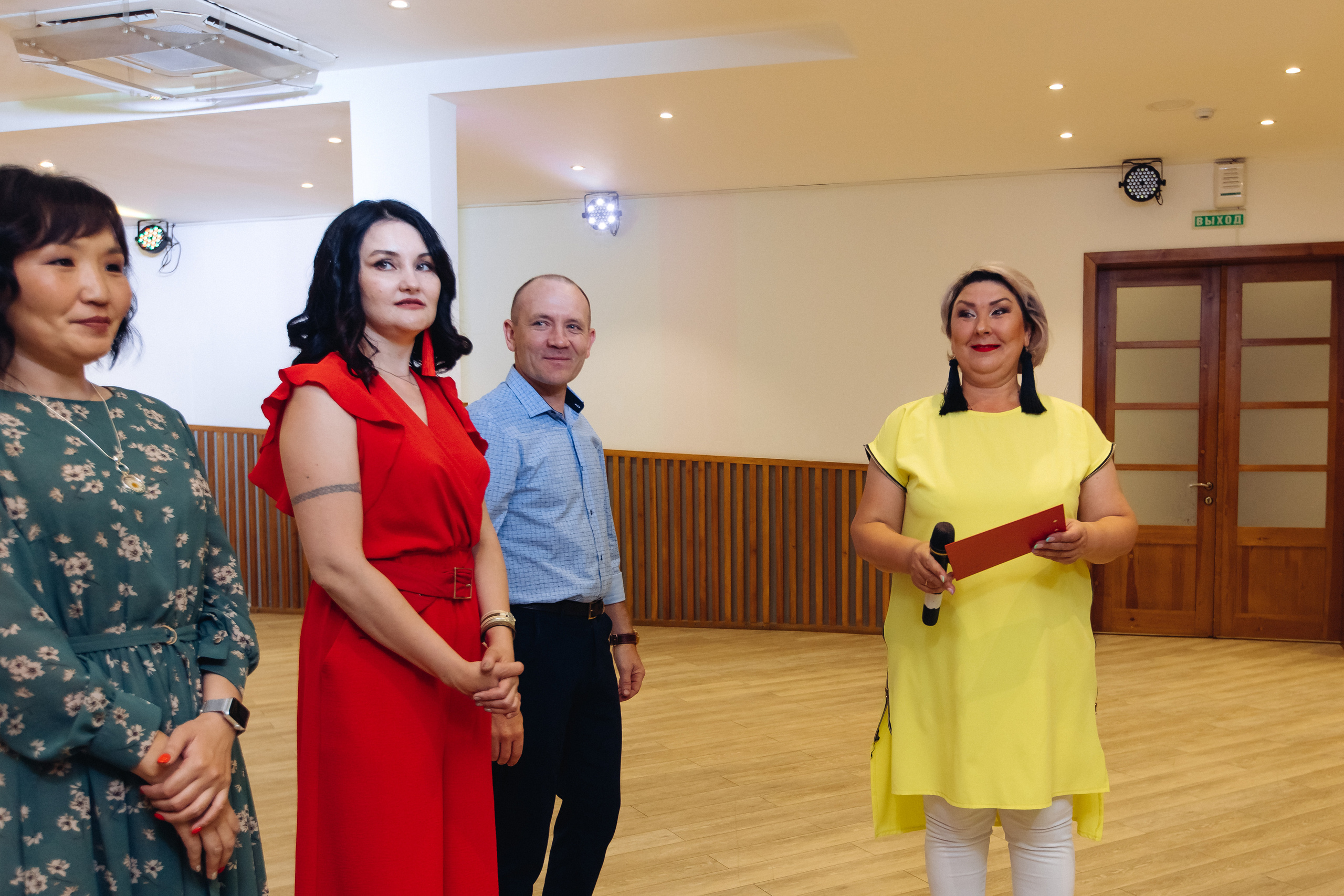 Выпускной школы 52. Свадебный и семейный фотограф в Улан-Удэ