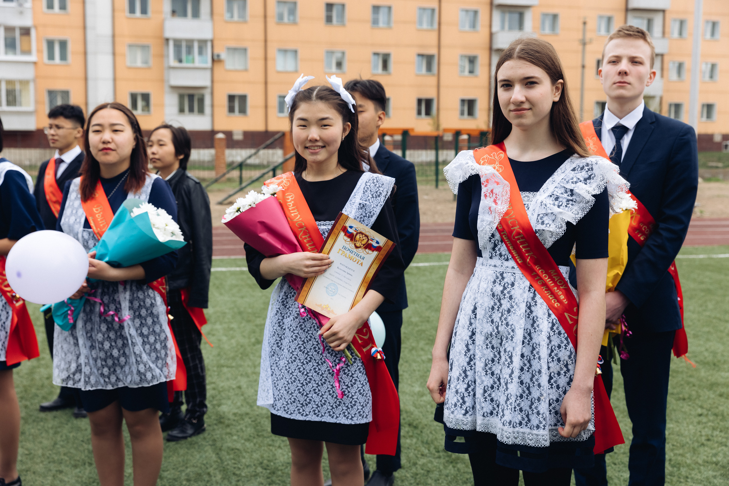 Последний звонок. Репортажная съемка. Свадебный и семейный фотограф в Улан-Удэ