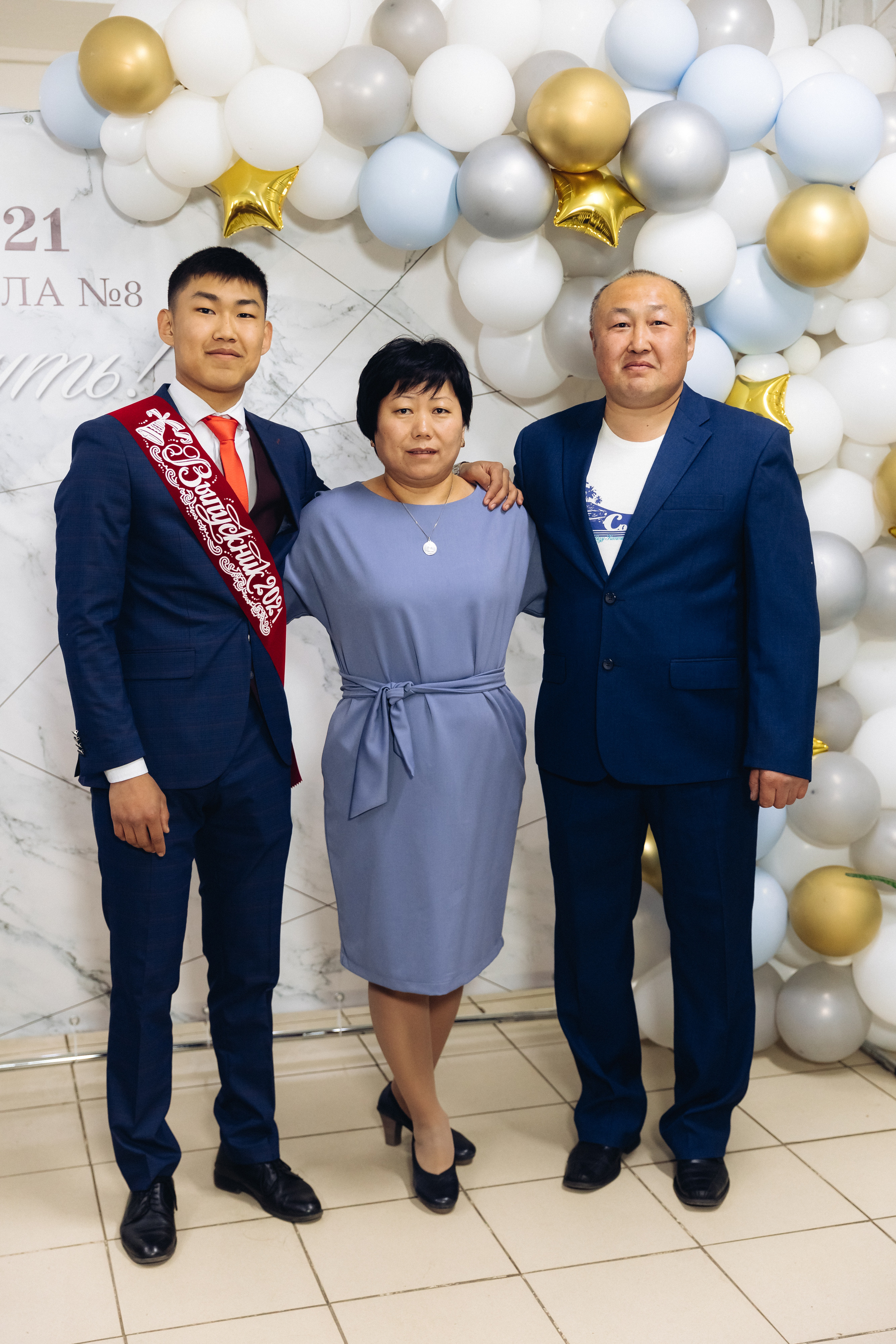 Последний звонок. Репортажная съемка. Свадебный и семейный фотограф в Улан-Удэ