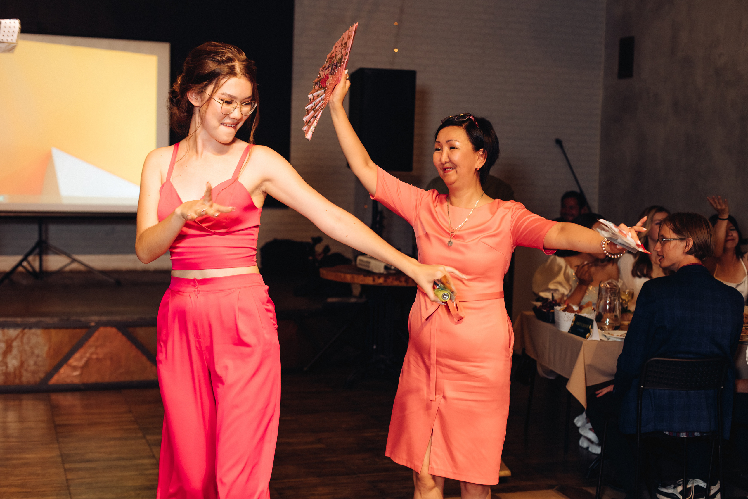 Выпускной вечер школа 32. Свадебный и семейный фотограф в Улан-Удэ