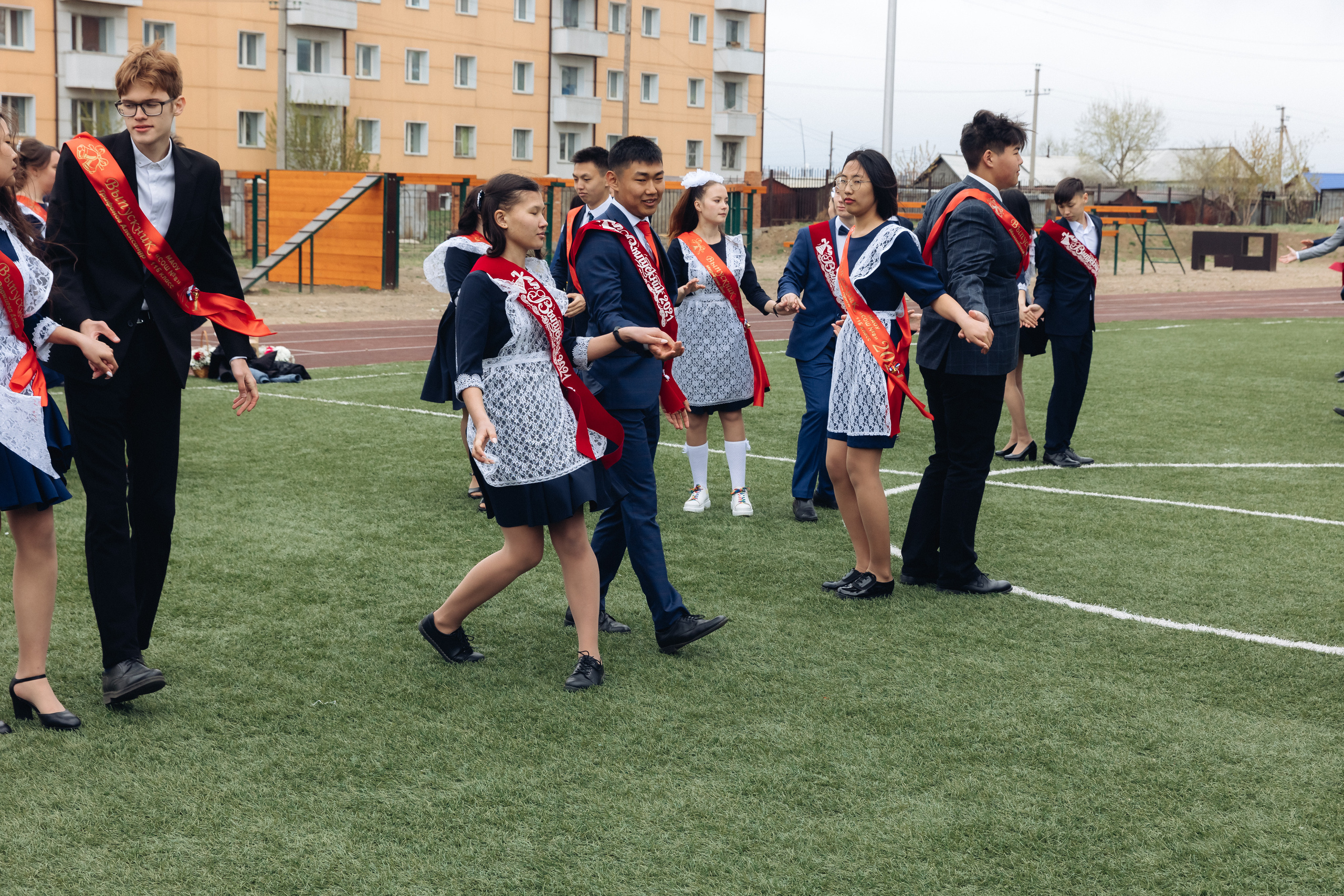 Последний звонок. Репортажная съемка. Свадебный и семейный фотограф в Улан-Удэ