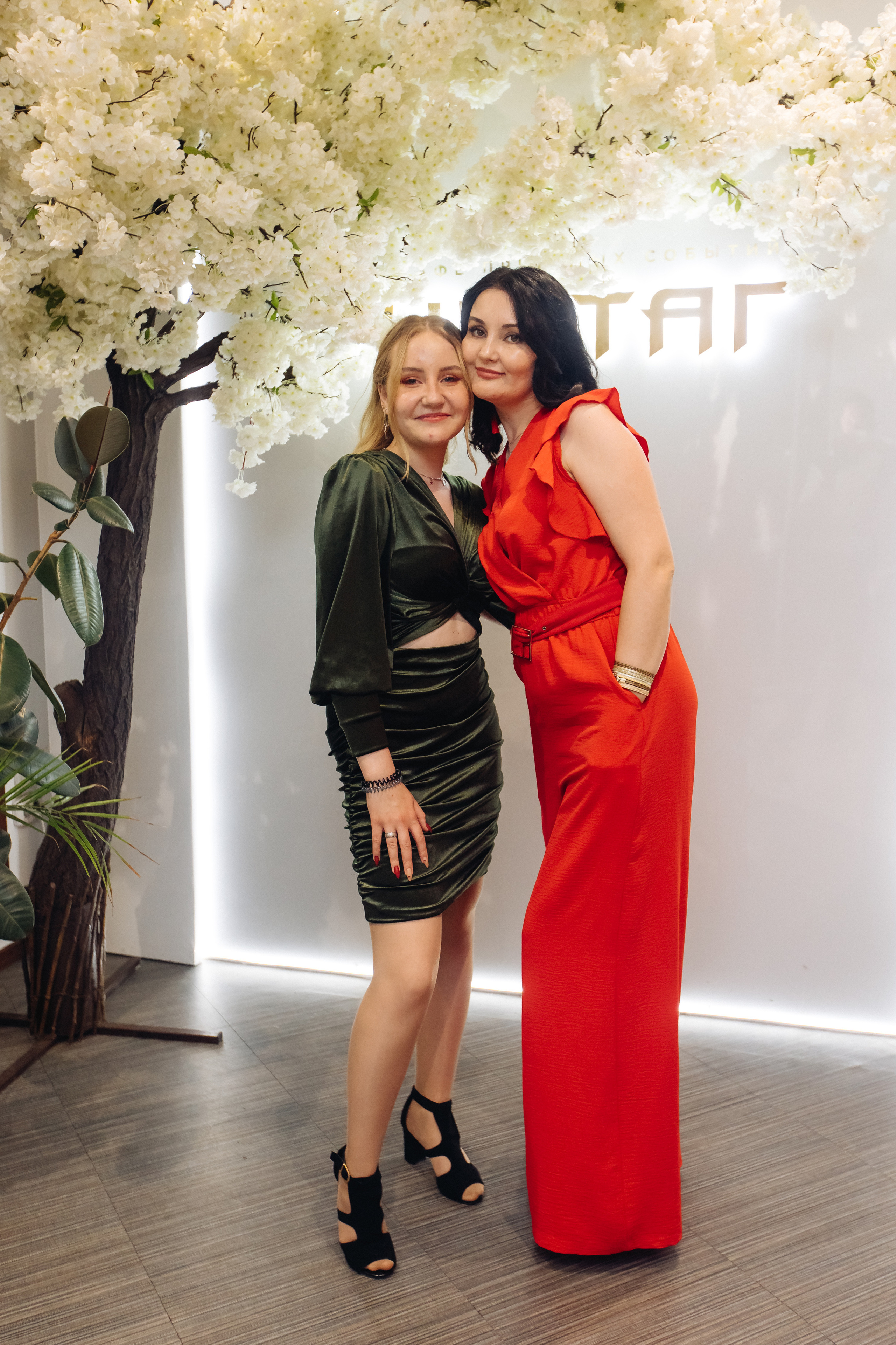 Выпускной школы 52. Свадебный и семейный фотограф в Улан-Удэ