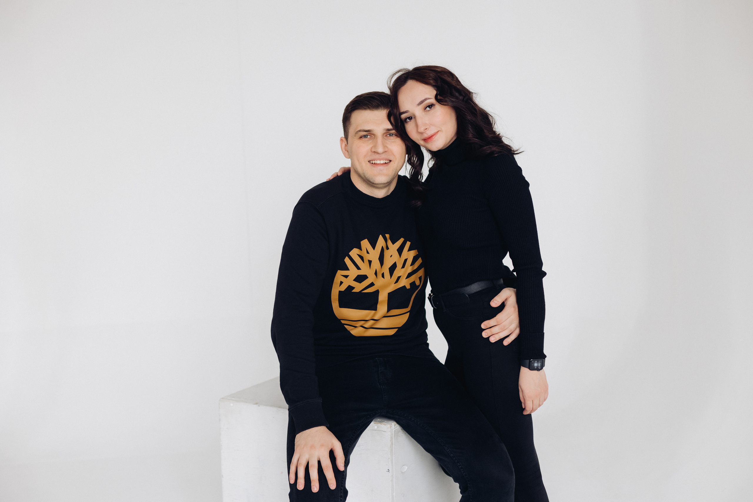 Фотосессия в студии на белом фоне. Свадебный и семейный фотограф в Улан-Удэ