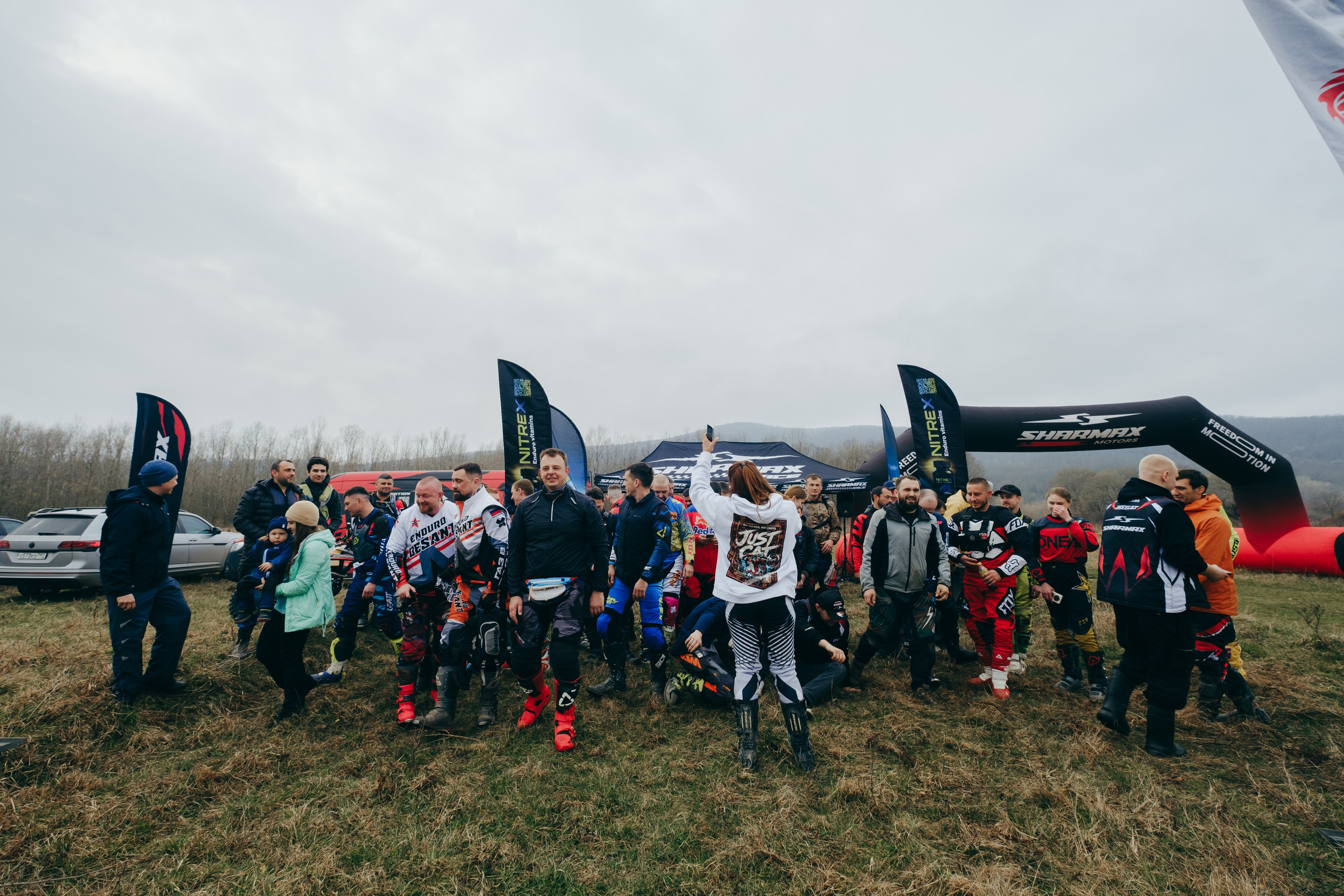 Эндуро Фест от Shamax Motors (Краснодар). Свадебный фотограф Денис Ожигин в Краснодаре и крае. Эмоциональная и стильная съемка вашего дня