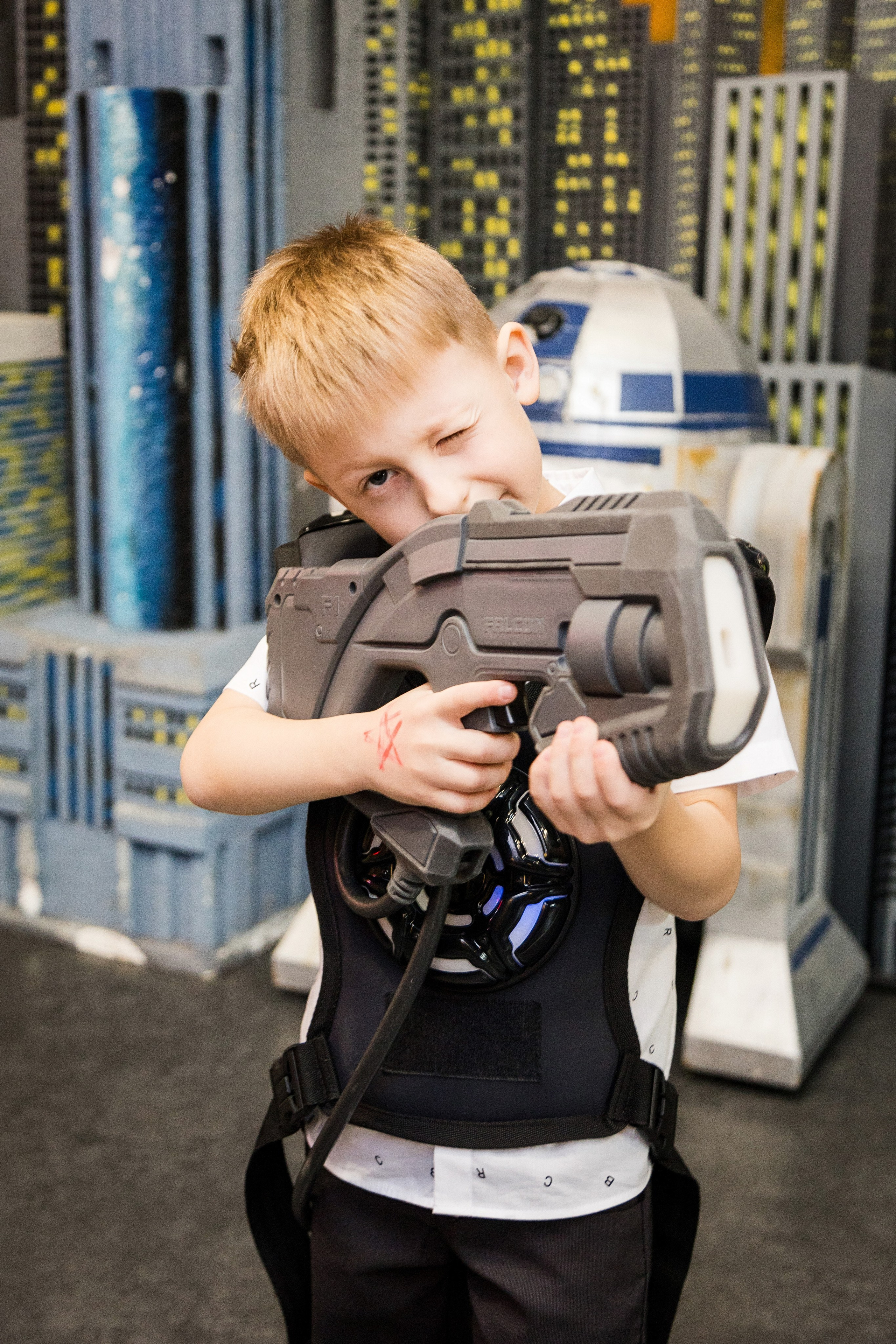 Мише 7 лет. Детский фотограф видеограф в Хабаровске Михаил Орлов