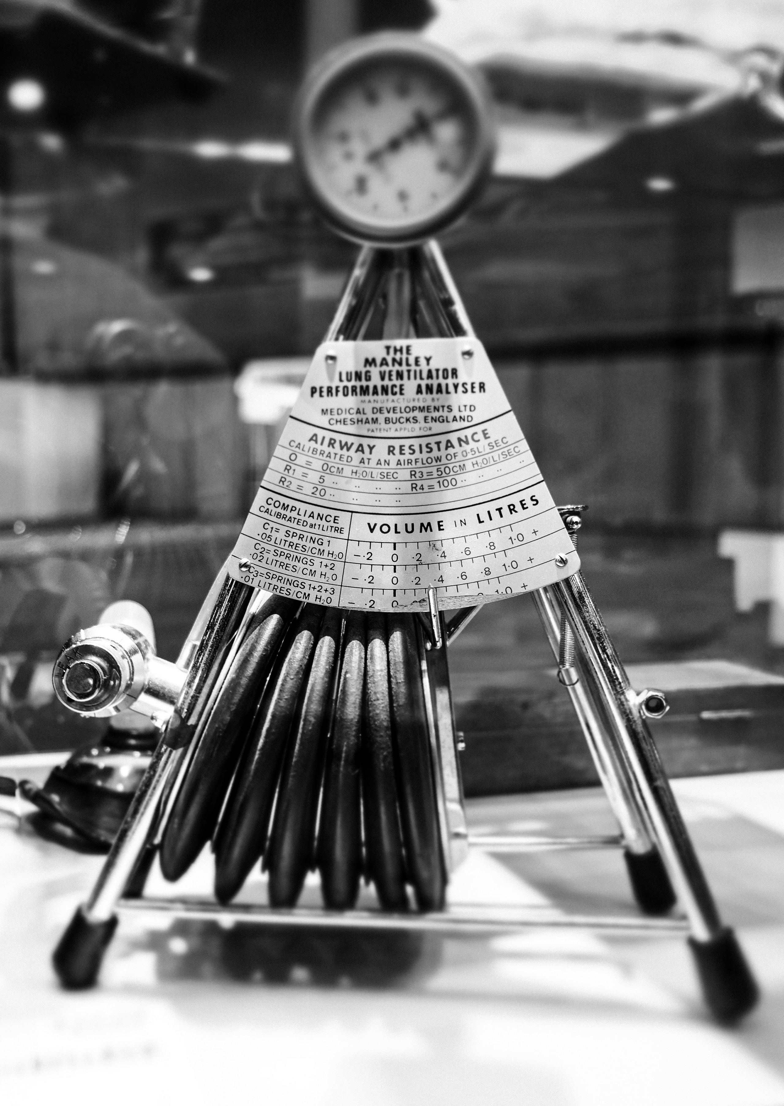 Музей истории анестезии. Фотограф Антон Швец — Монохромная реальность