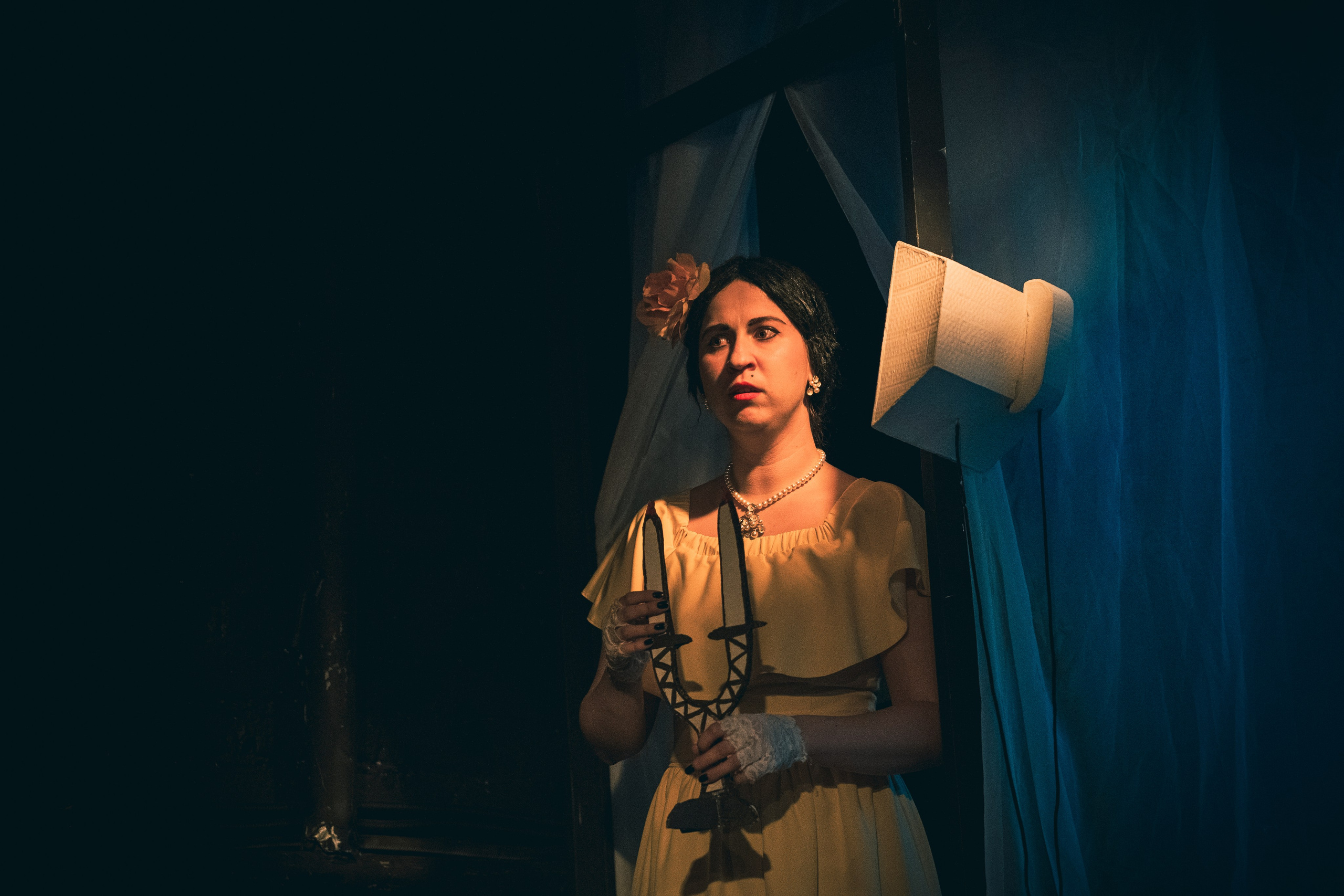 Стеклянный зверинец. Фотограф и оператор в Москве Елизавета Коргалидзе