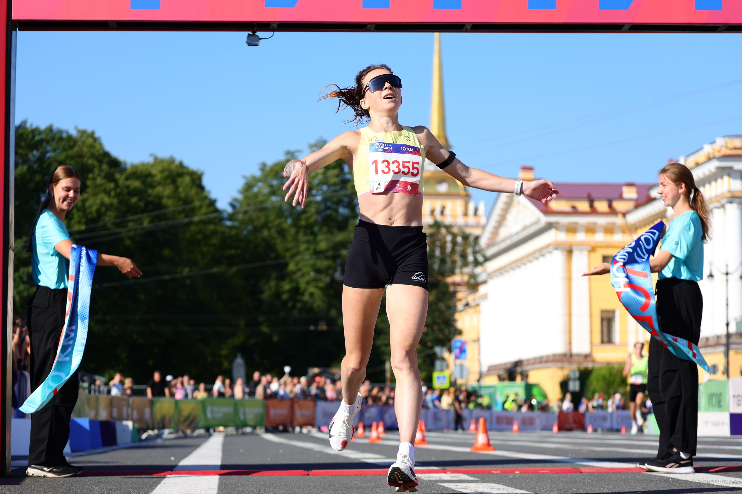 Полумарафон СПБ 2025. Спортивный фотограф в Санкт-Петербурге Илья Vacool