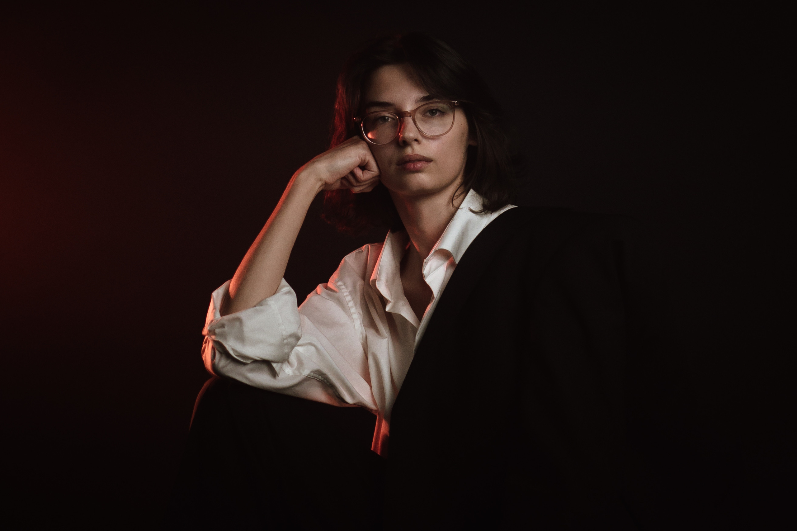 Студийная съемка с дым-машиной. Lifestyle фотограф в Жодино Ника Хруцкая