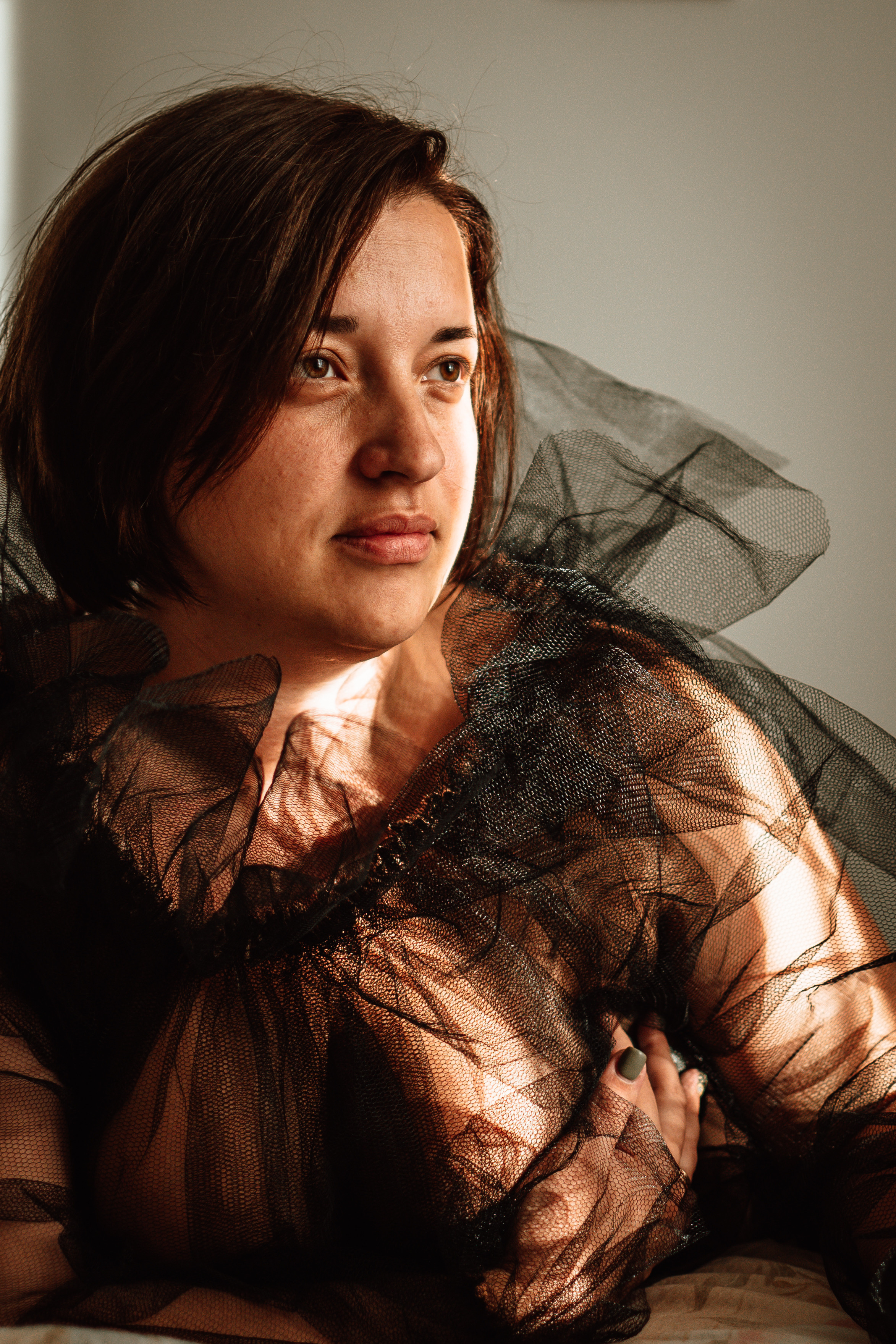 Портретная съемка в черном образе. Lifestyle фотограф в Жодино Ника Хруцкая