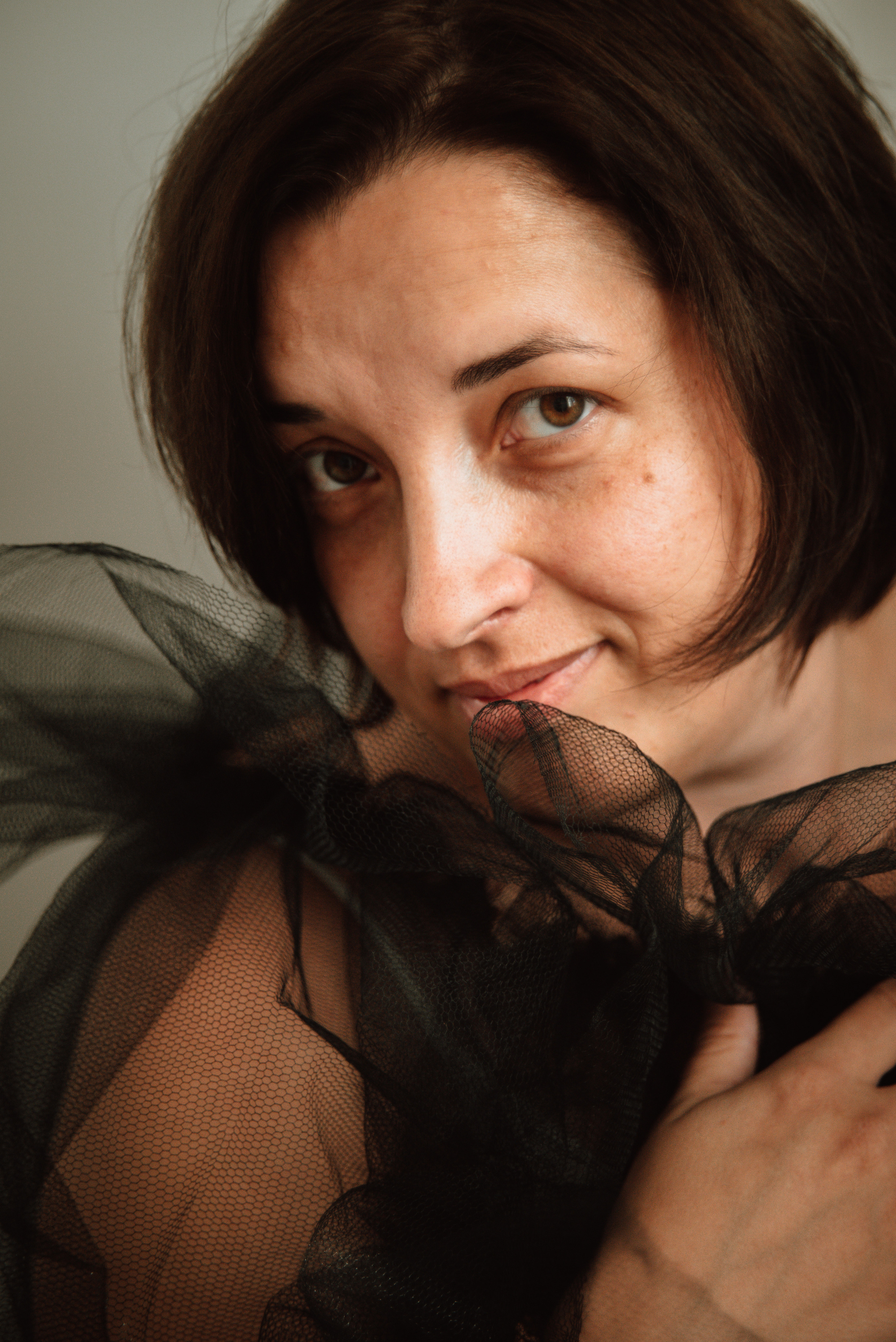 Портретная съемка в черном образе. Lifestyle фотограф в Жодино Ника Хруцкая