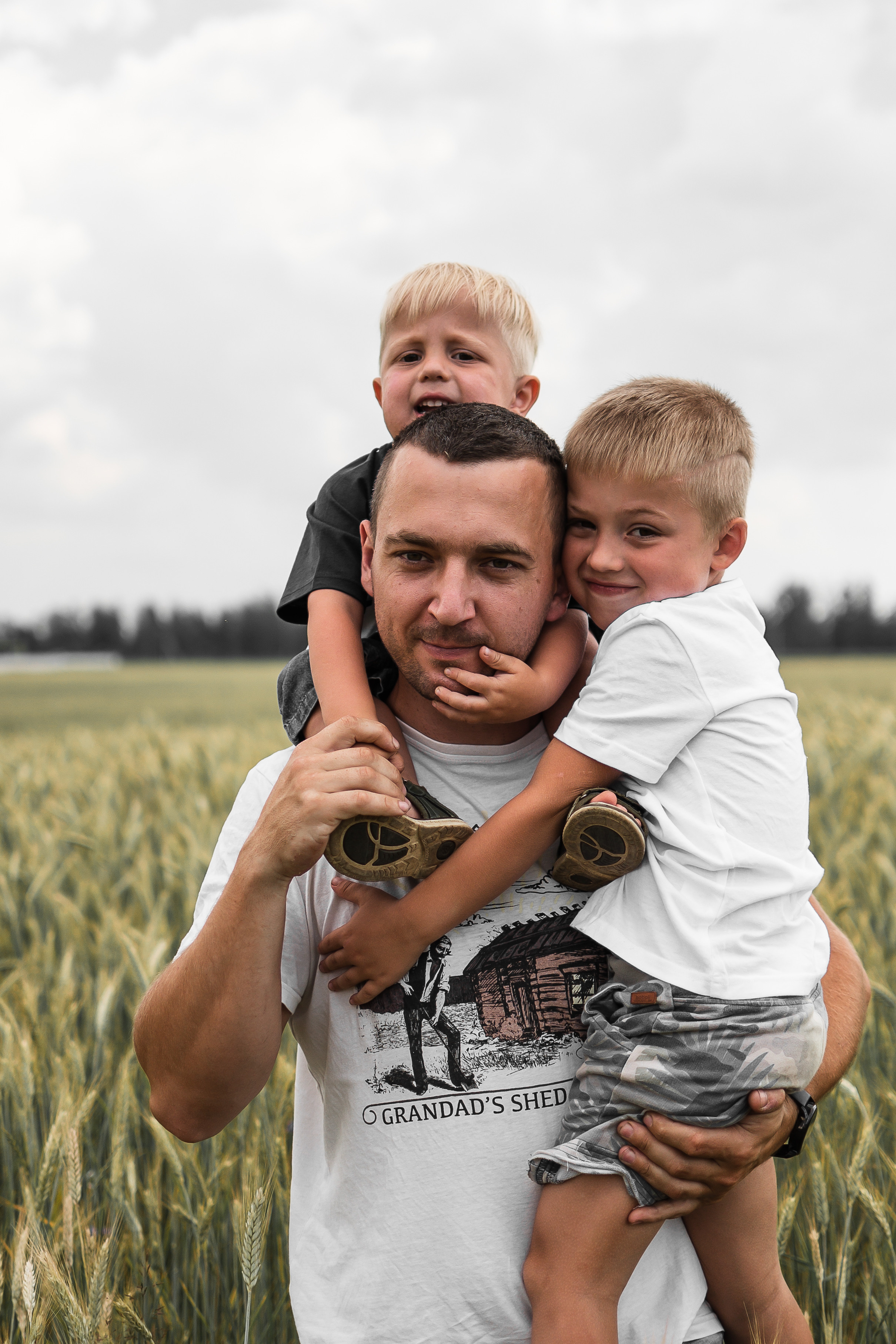 Максим, Даниил и Ярик. Lifestyle фотограф в Жодино Ника Хруцкая