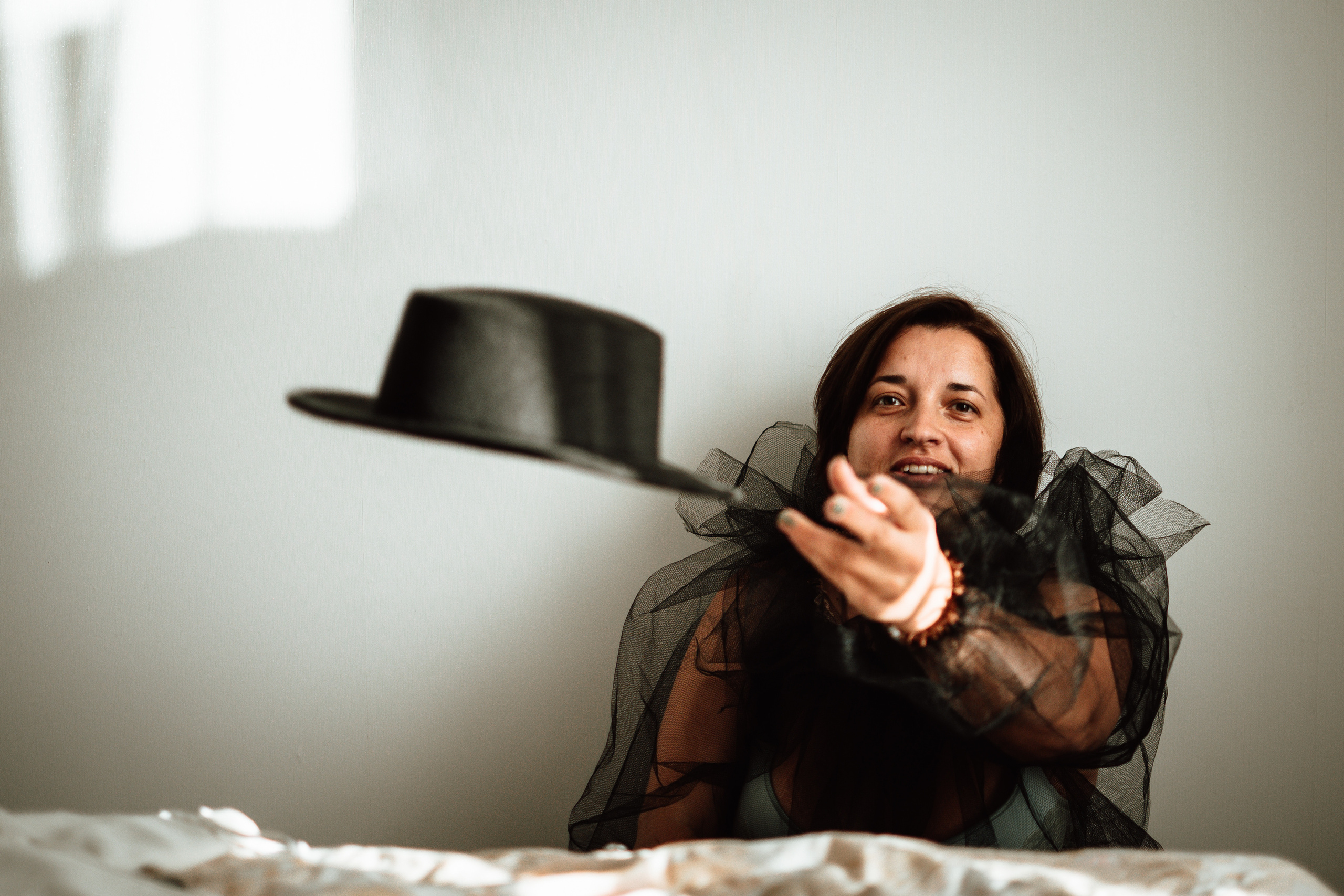 Портретная съемка в черном образе. Lifestyle фотограф в Жодино Ника Хруцкая