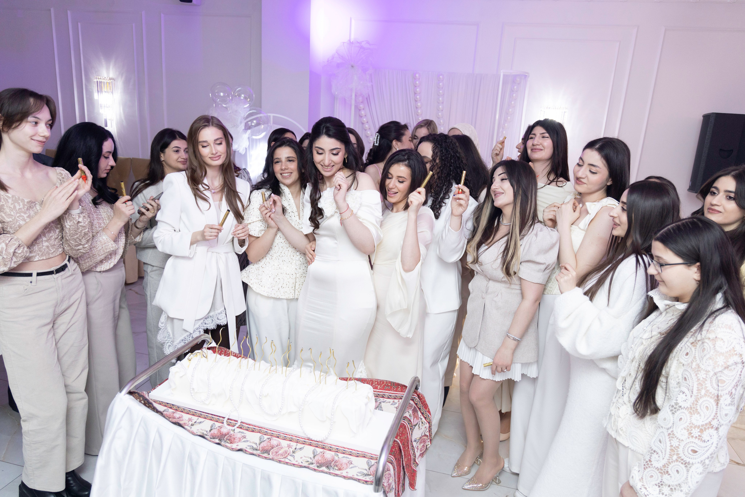 День Рождения 20 лет Ресторан «Менуа». Фотограф Olya Posnimay