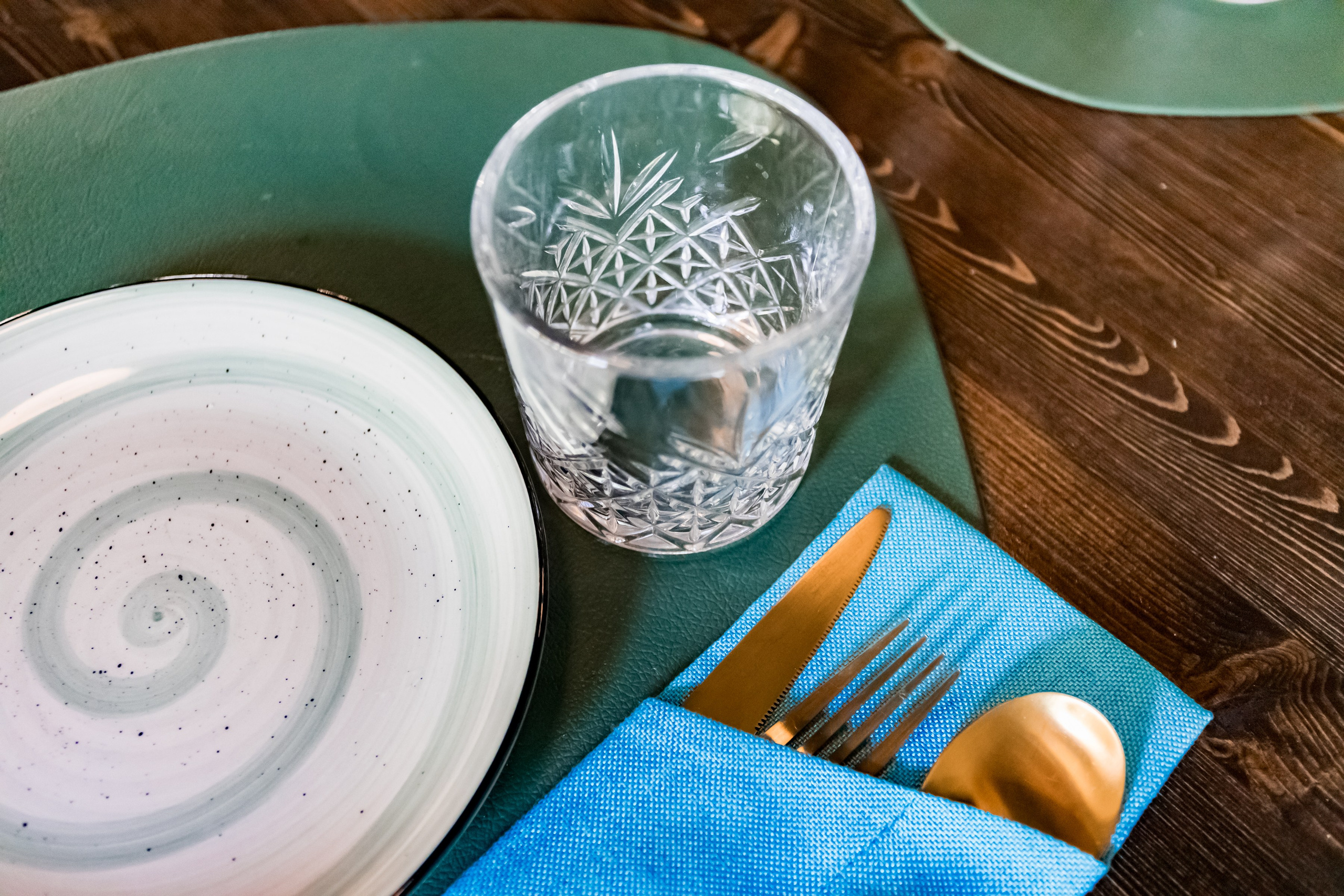 Интерьерная фотосессия для ресторана Тетри на Кунцевской. Интерьеры, Контент, Портреты | Фотограф в Москве Дани Терно