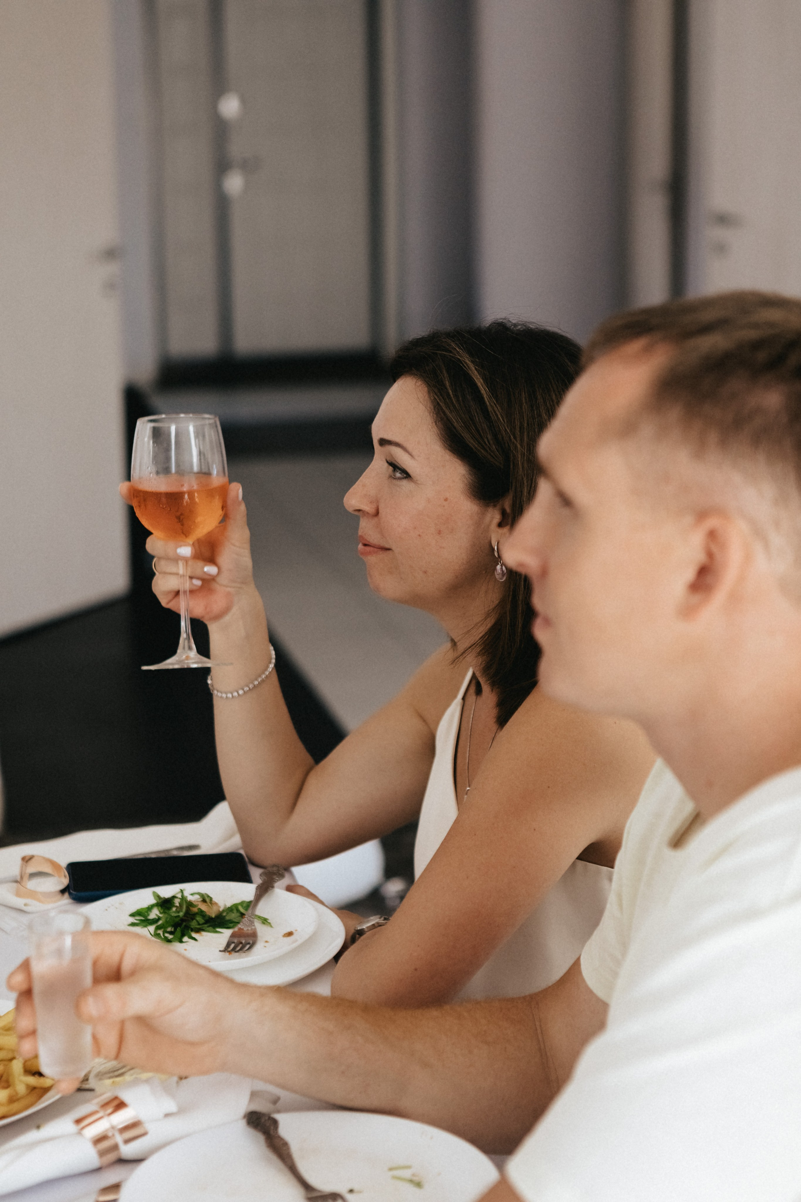 Лиза и Сережа. Роспись и тусовка в коттедже. Свадебный и портретный фотограф в Москве Анастасия Масюк