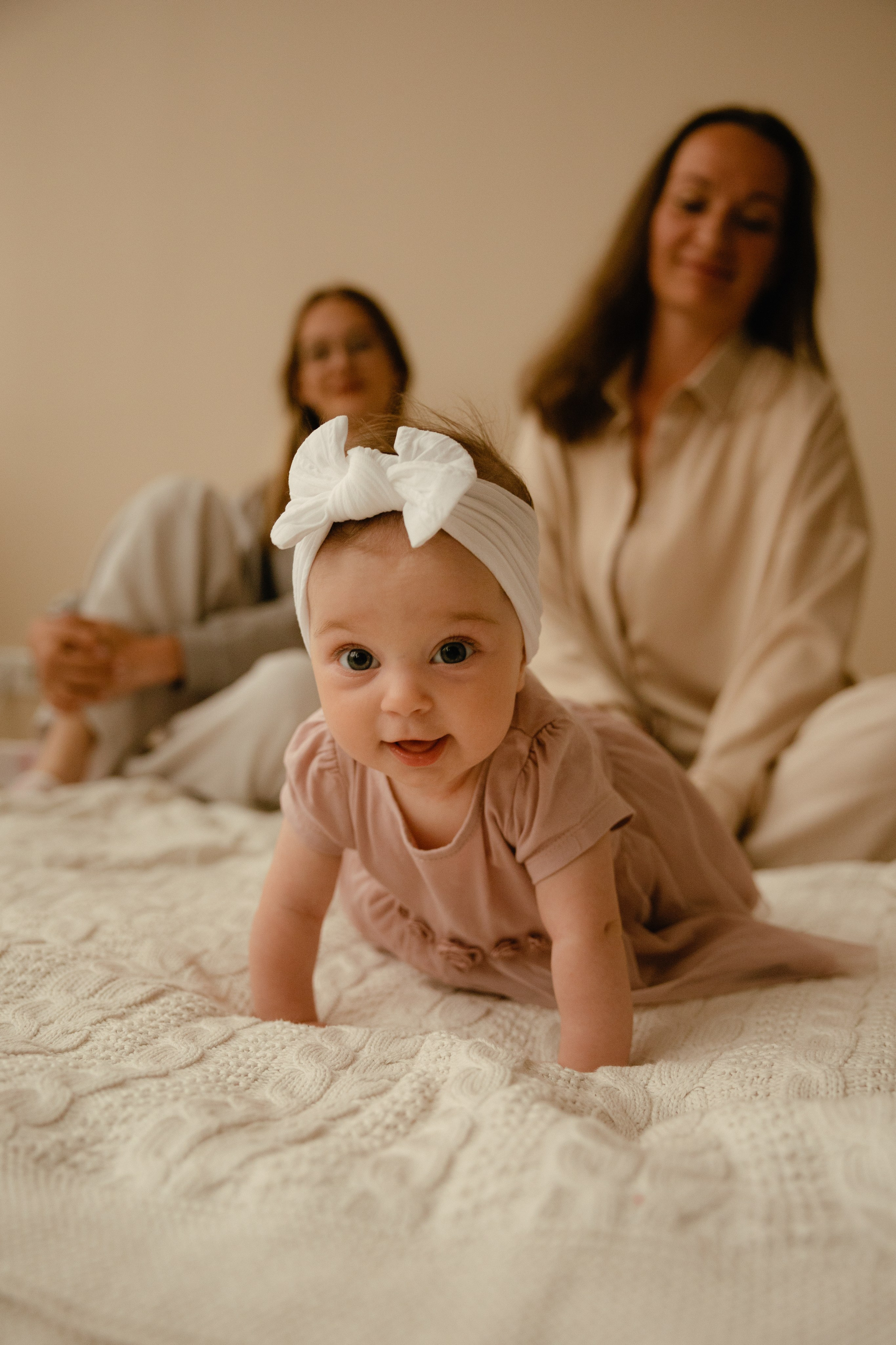 В студии. Главная