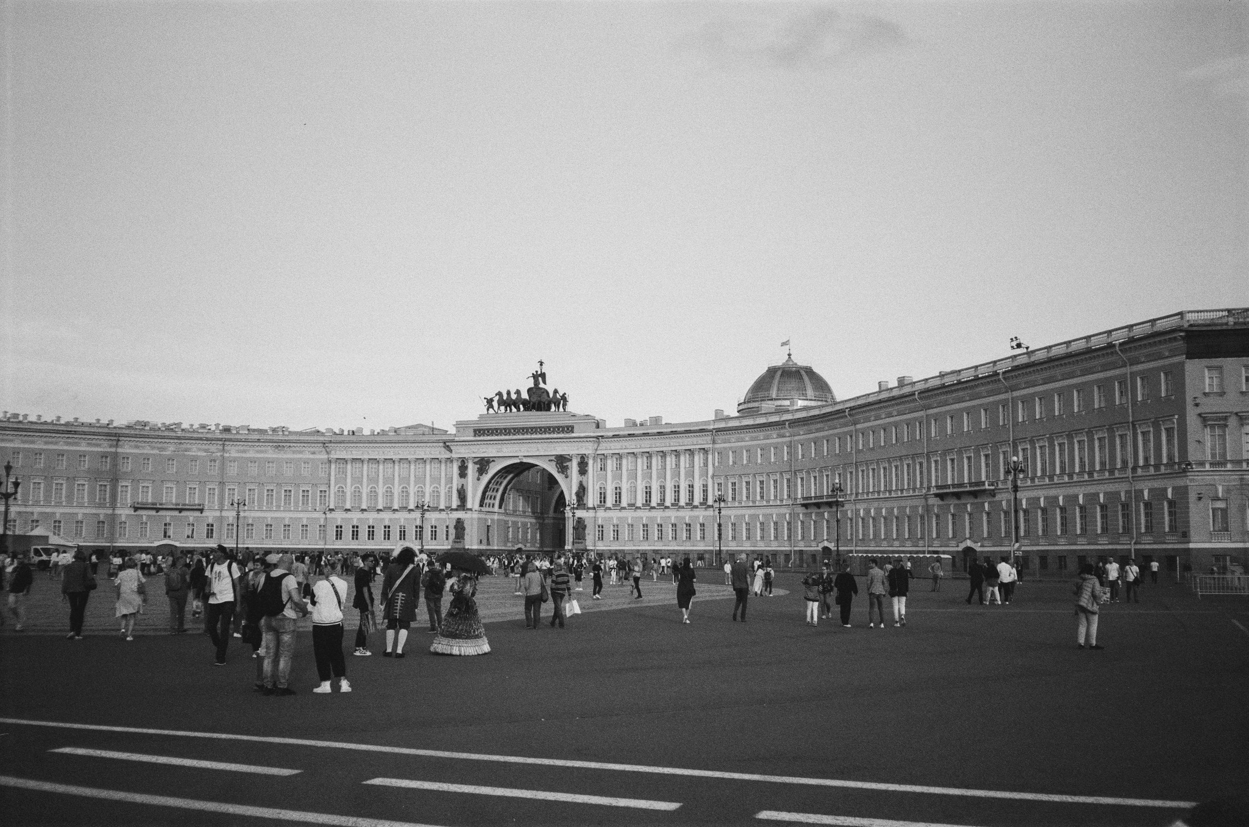 Санкт-Петербург, набережная, Исакиевский / Adox 100 / Revue 35CC