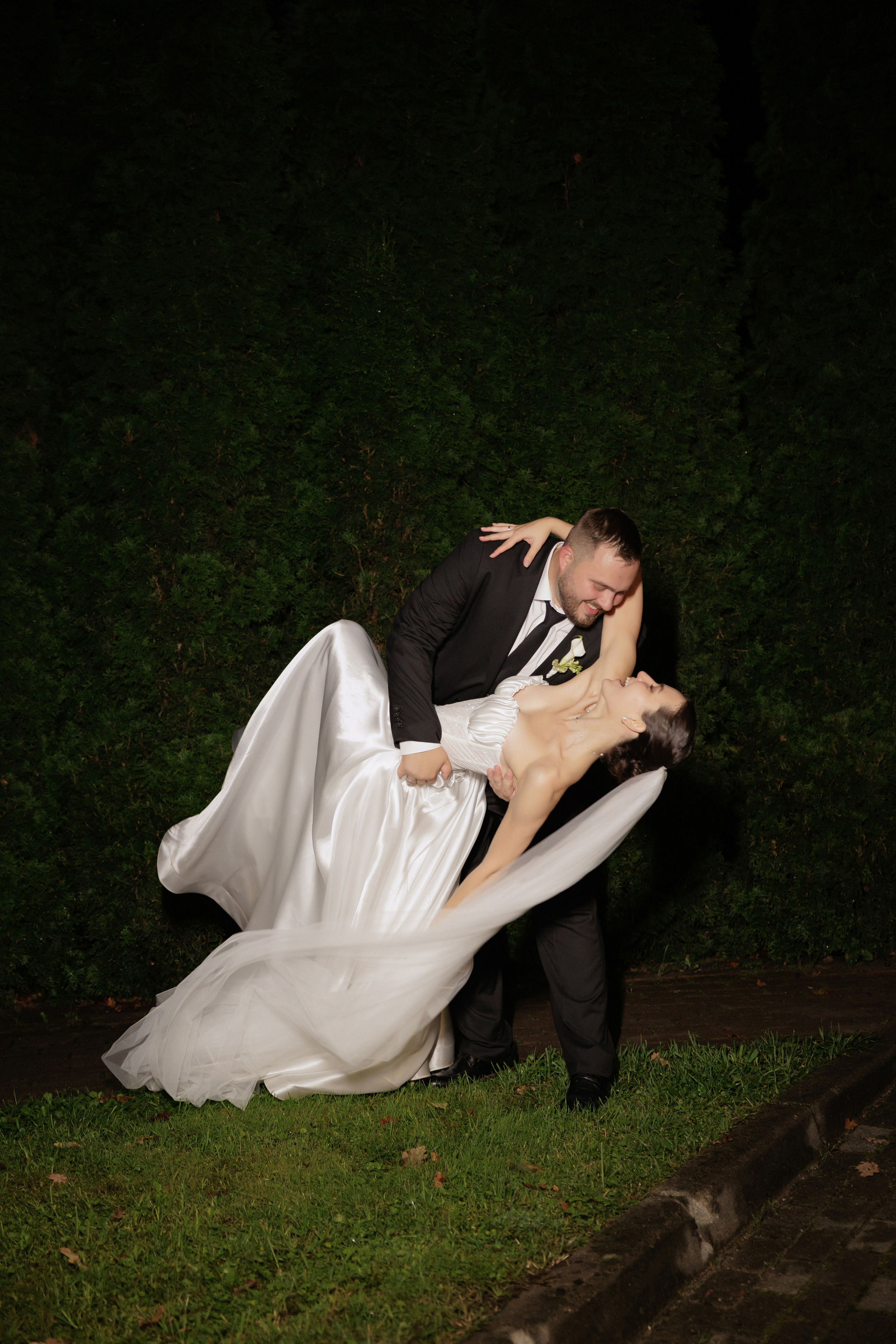 Ты рядом со мной, и это — самый чистый кайф! ♥. Свадебный фотограф Калининград