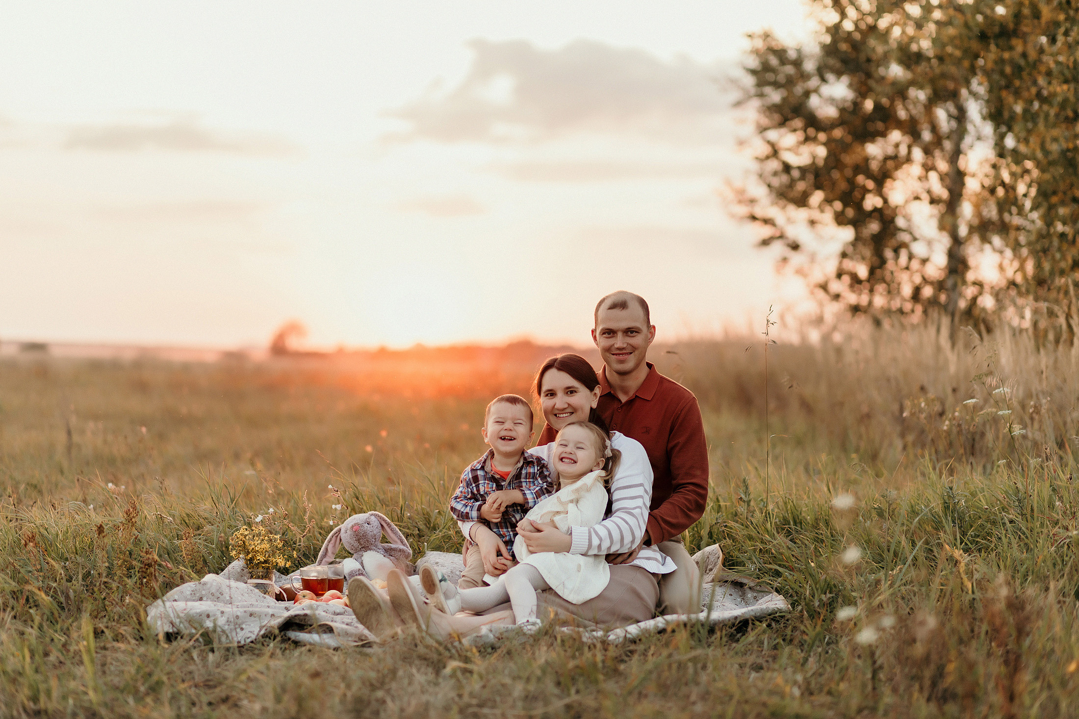 Аделя Петя Дина и Карим💜. Свадебный и семейный фотограф в Казани и Волжске