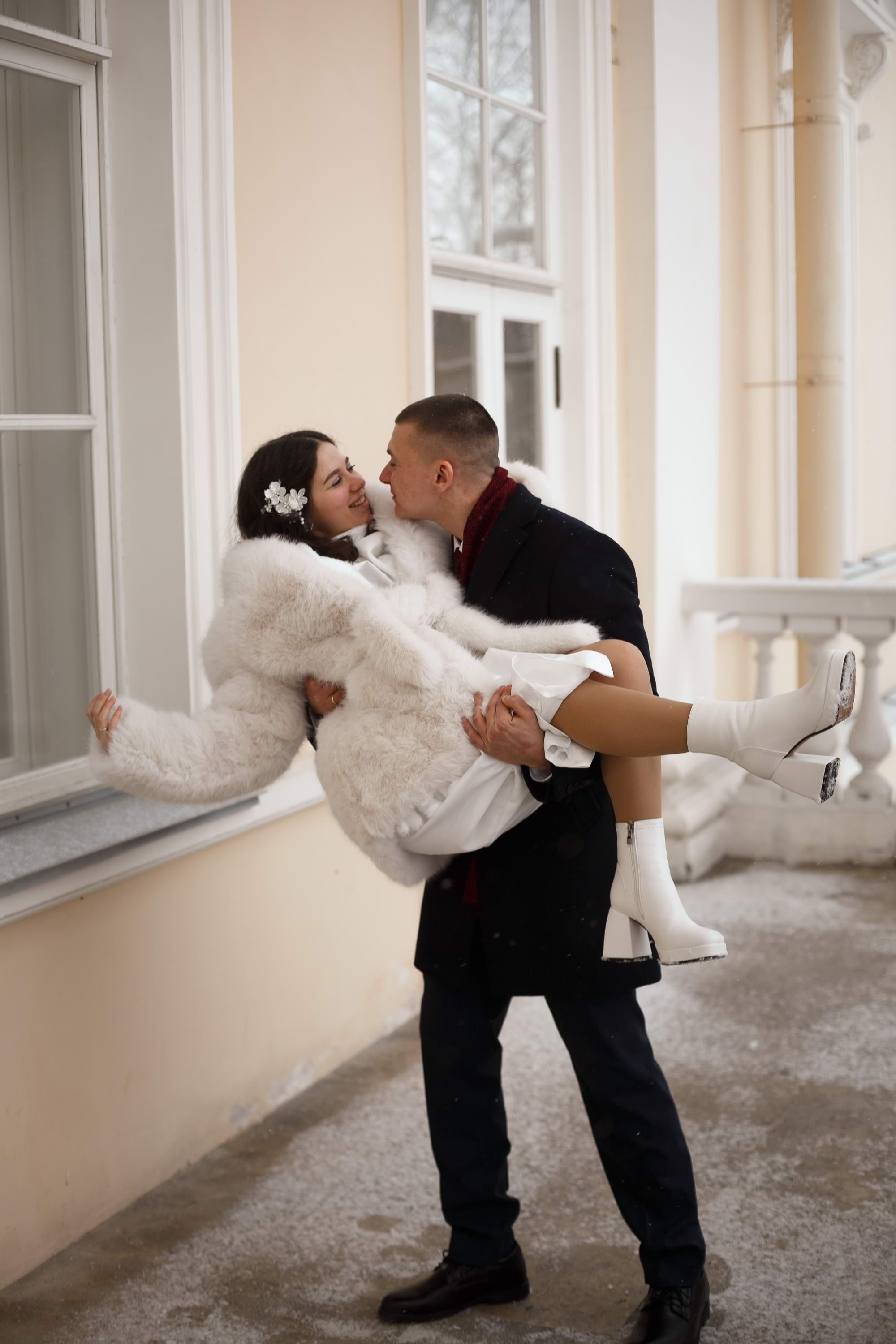 Зимняя свадьба в Пушкине. Свадебный фотограф Игорь Брундасов 8PHOTO на свадьбу венчание загс СПб